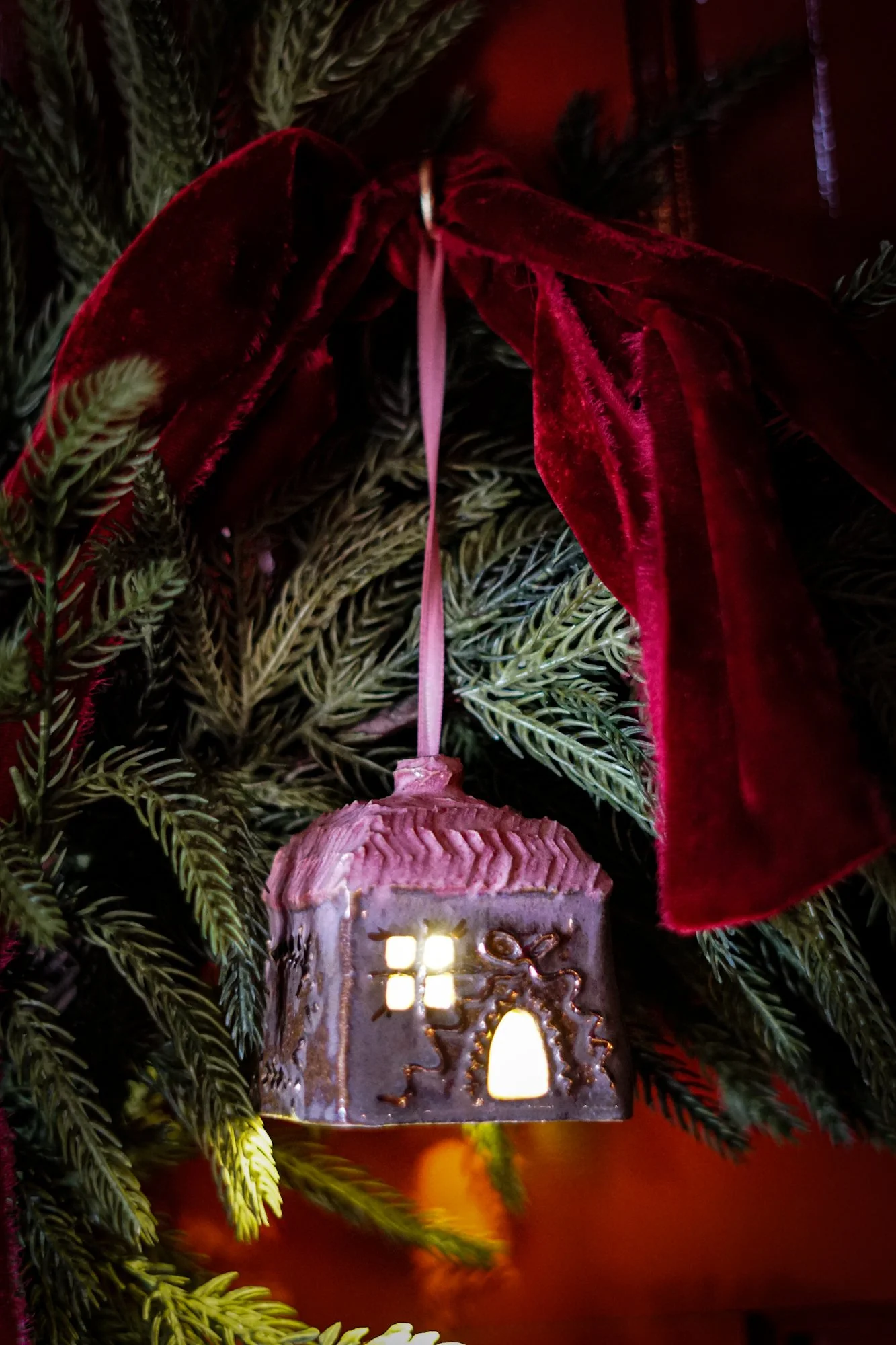 xmas-cottage-pink-11.JPG