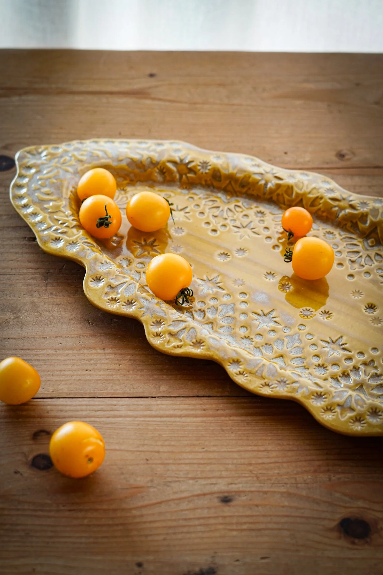 BlankEarth-CelestialPlatter-yellow-10.JPG