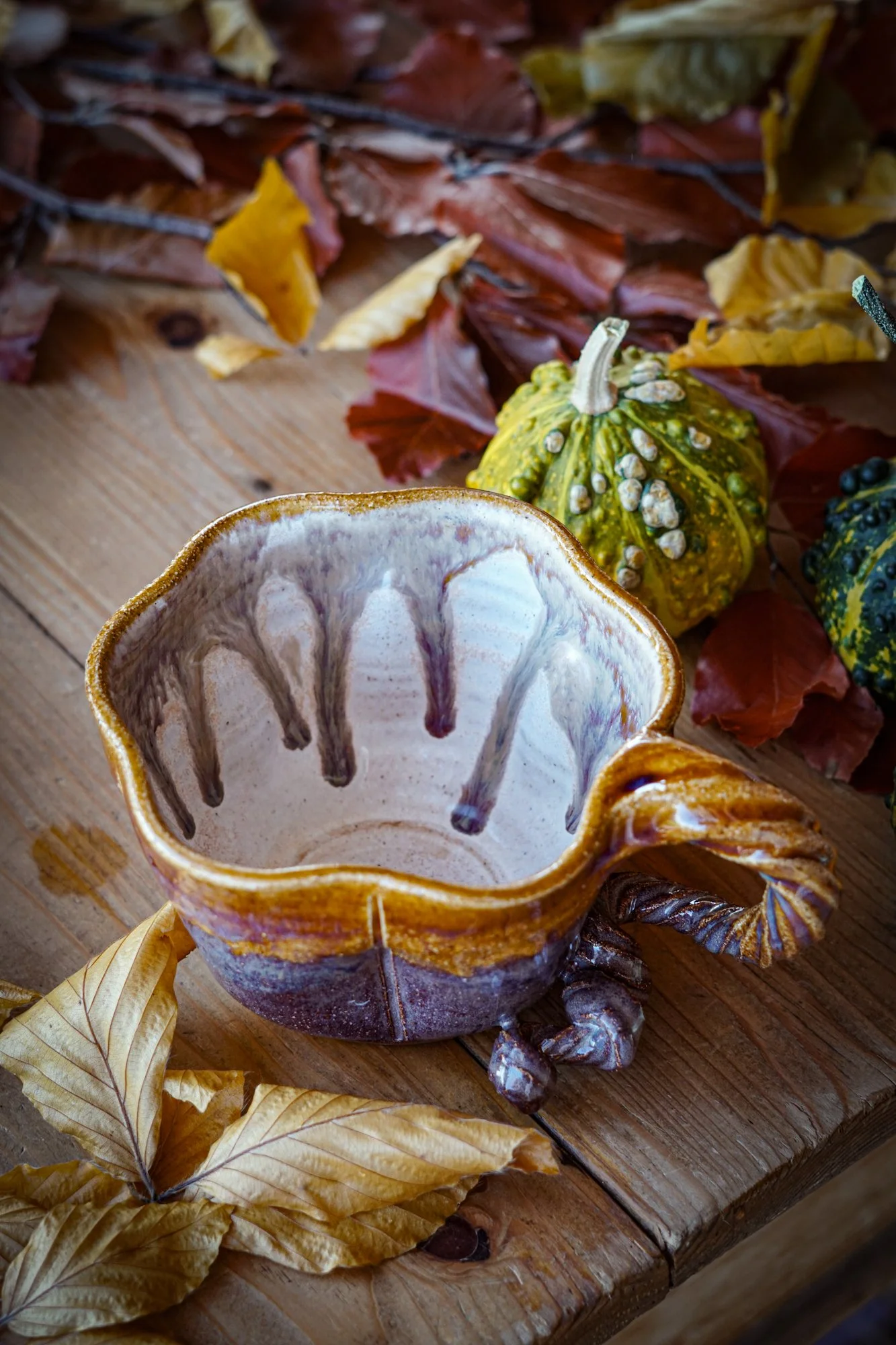 BlankEarth-pumpkin-mug-purple-6.JPG