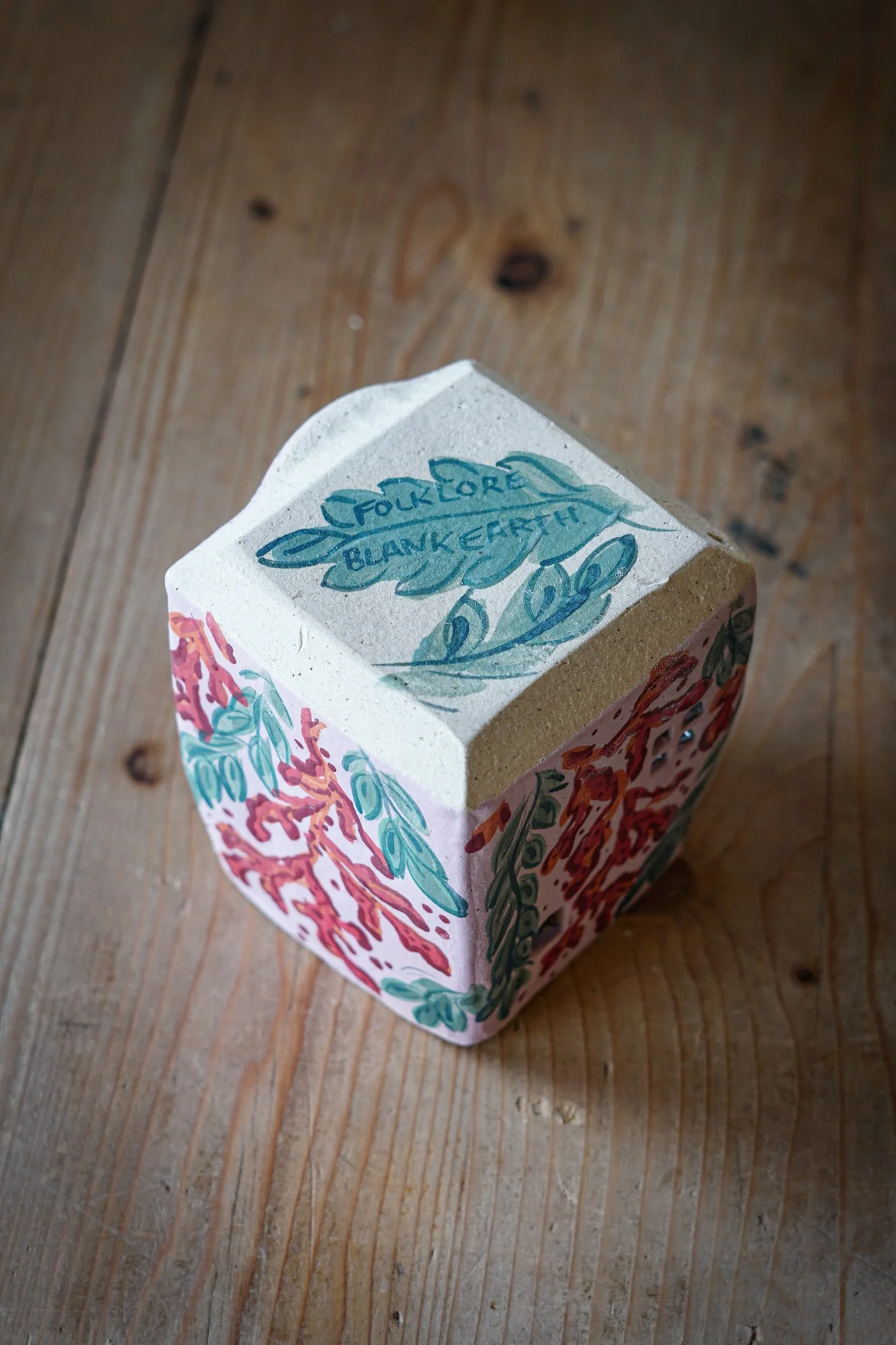 wax-cottage-coral-05.JPG