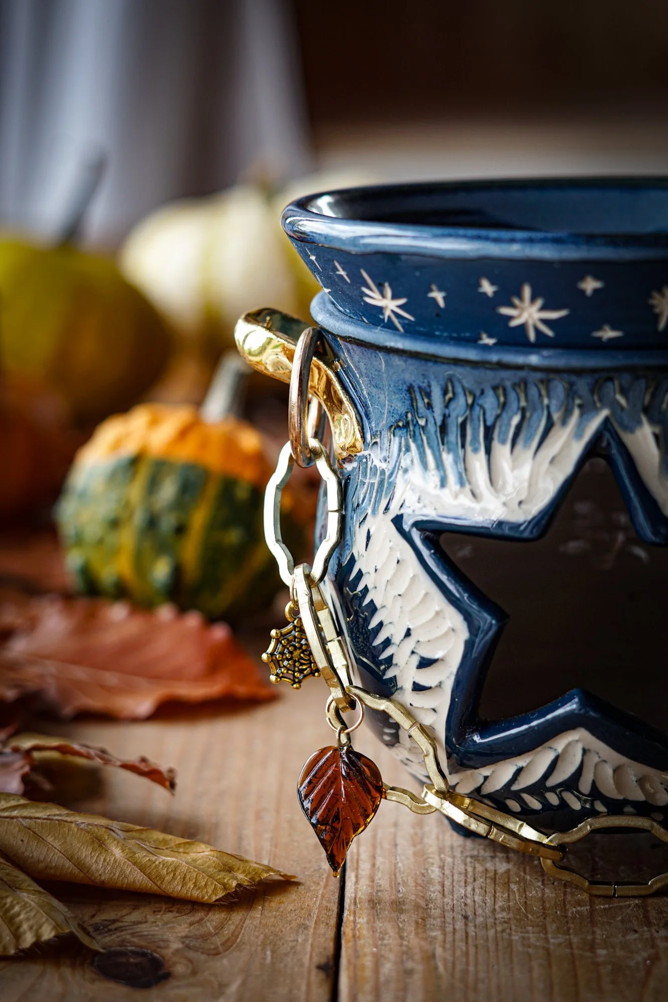 BlankEarth-cauldron-star-05.JPG