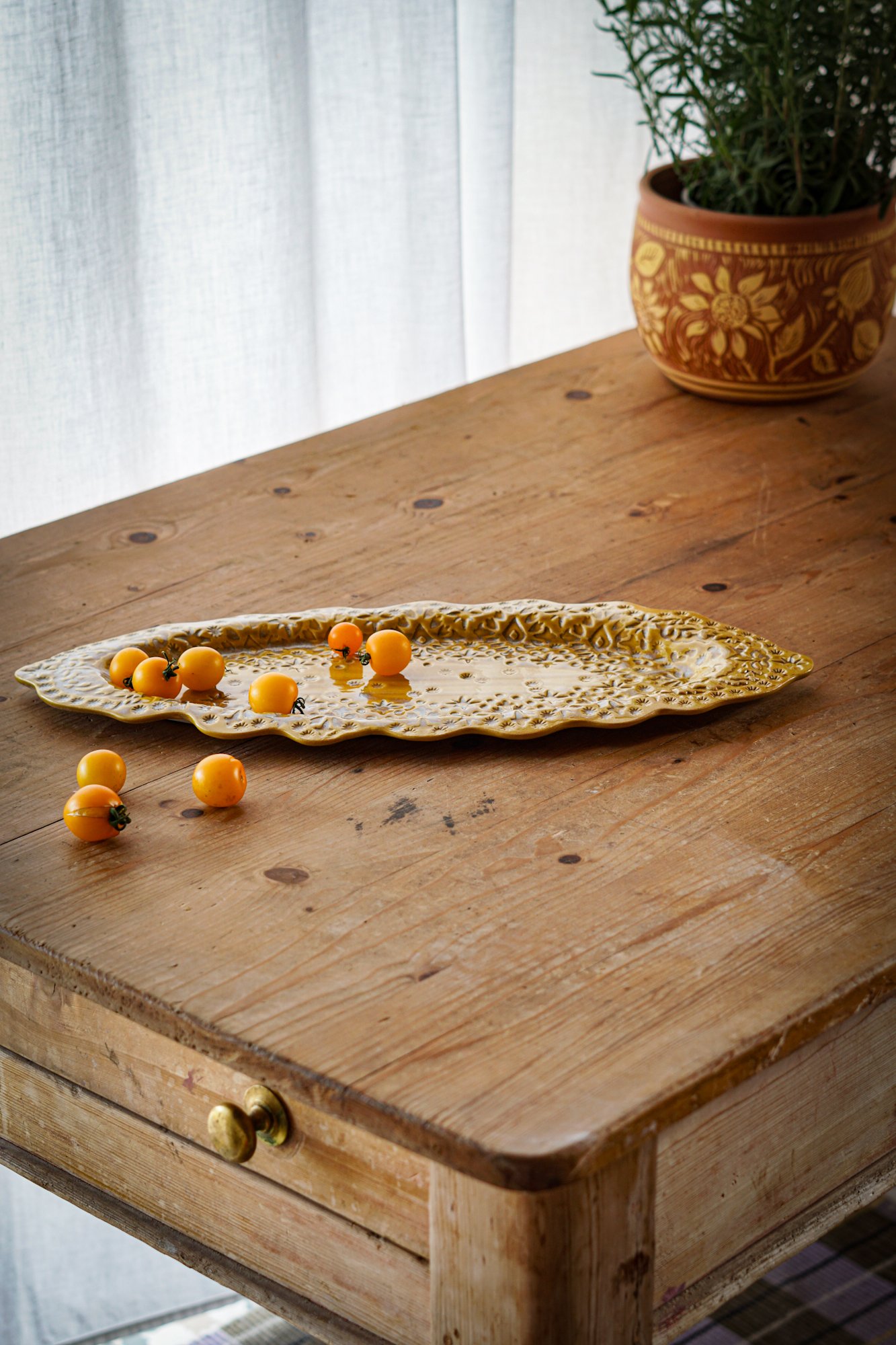 BlankEarth-CelestialPlatter-yellow-11.JPG