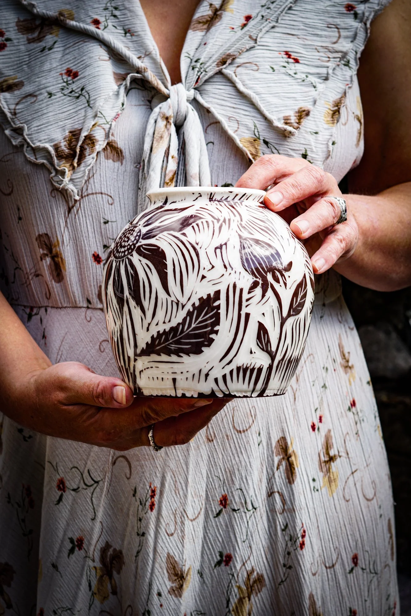 BlankEarth-vase-porcelain-11.JPG