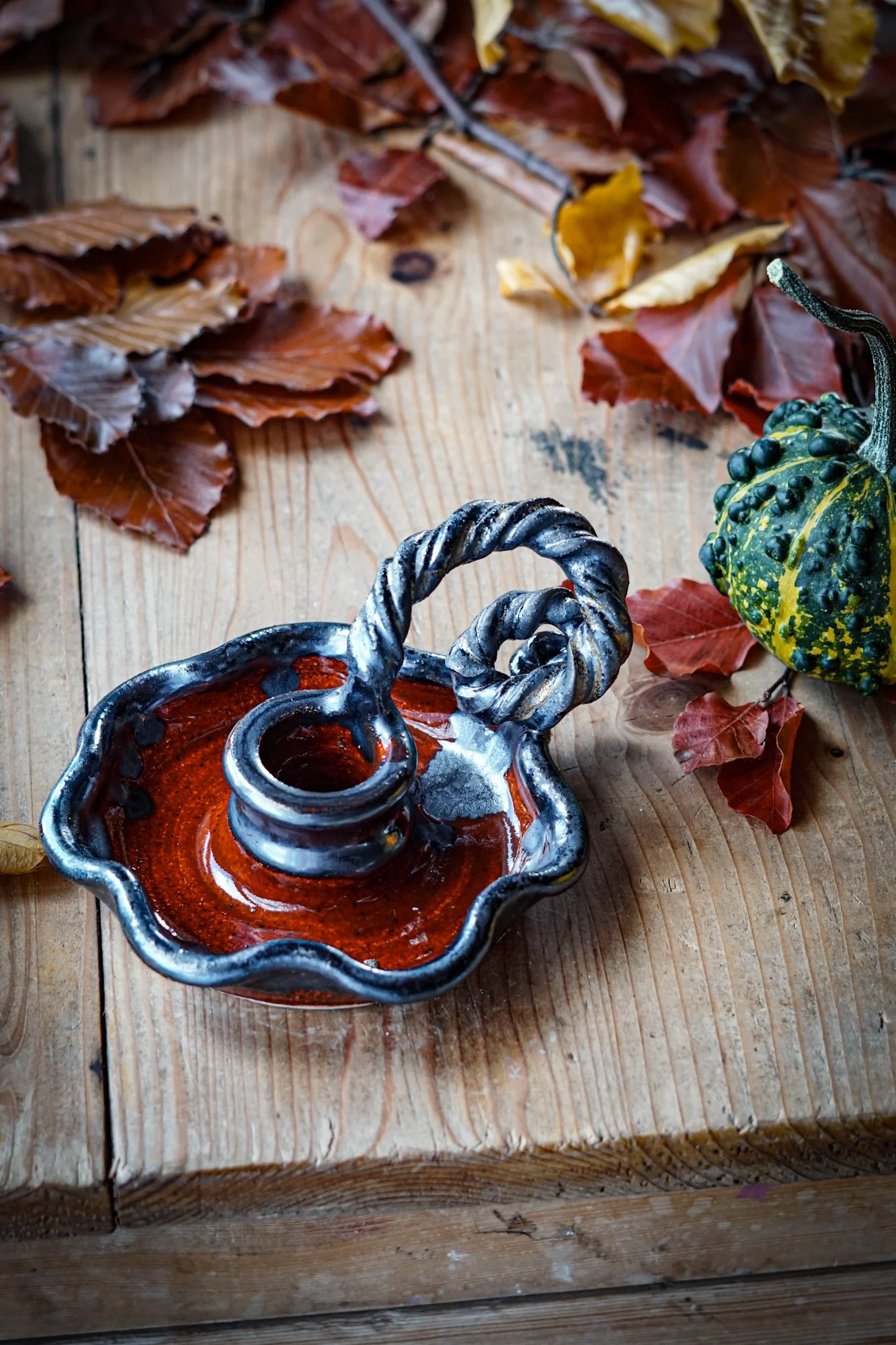 BlankEarth-pumpkin-candle-red-1.JPG
