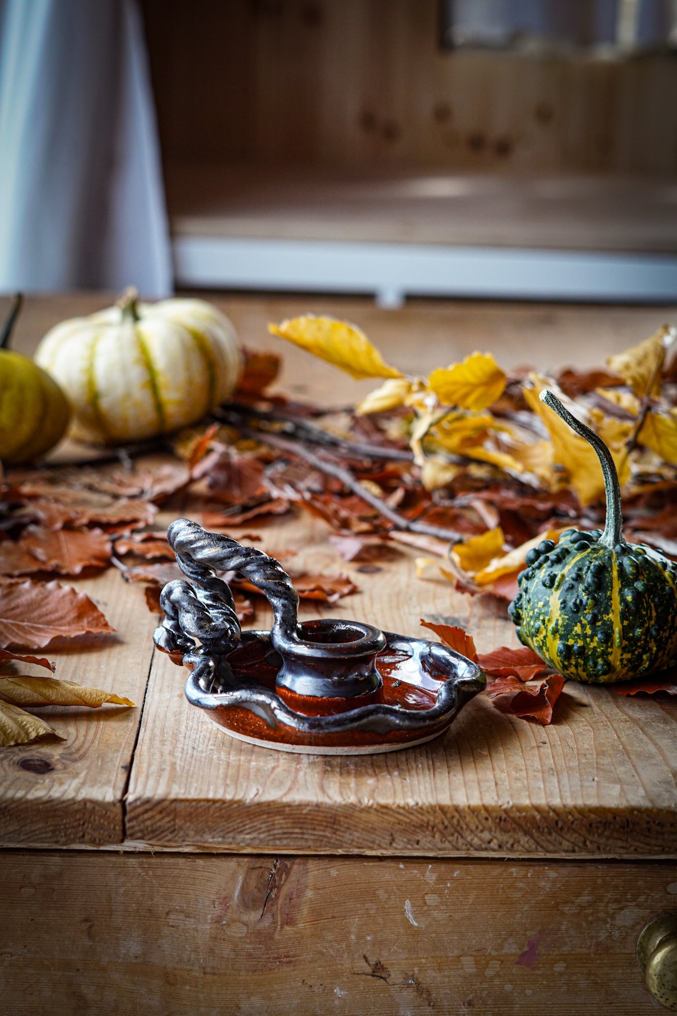 BlankEarth-pumpkin-candle-red-2.JPG