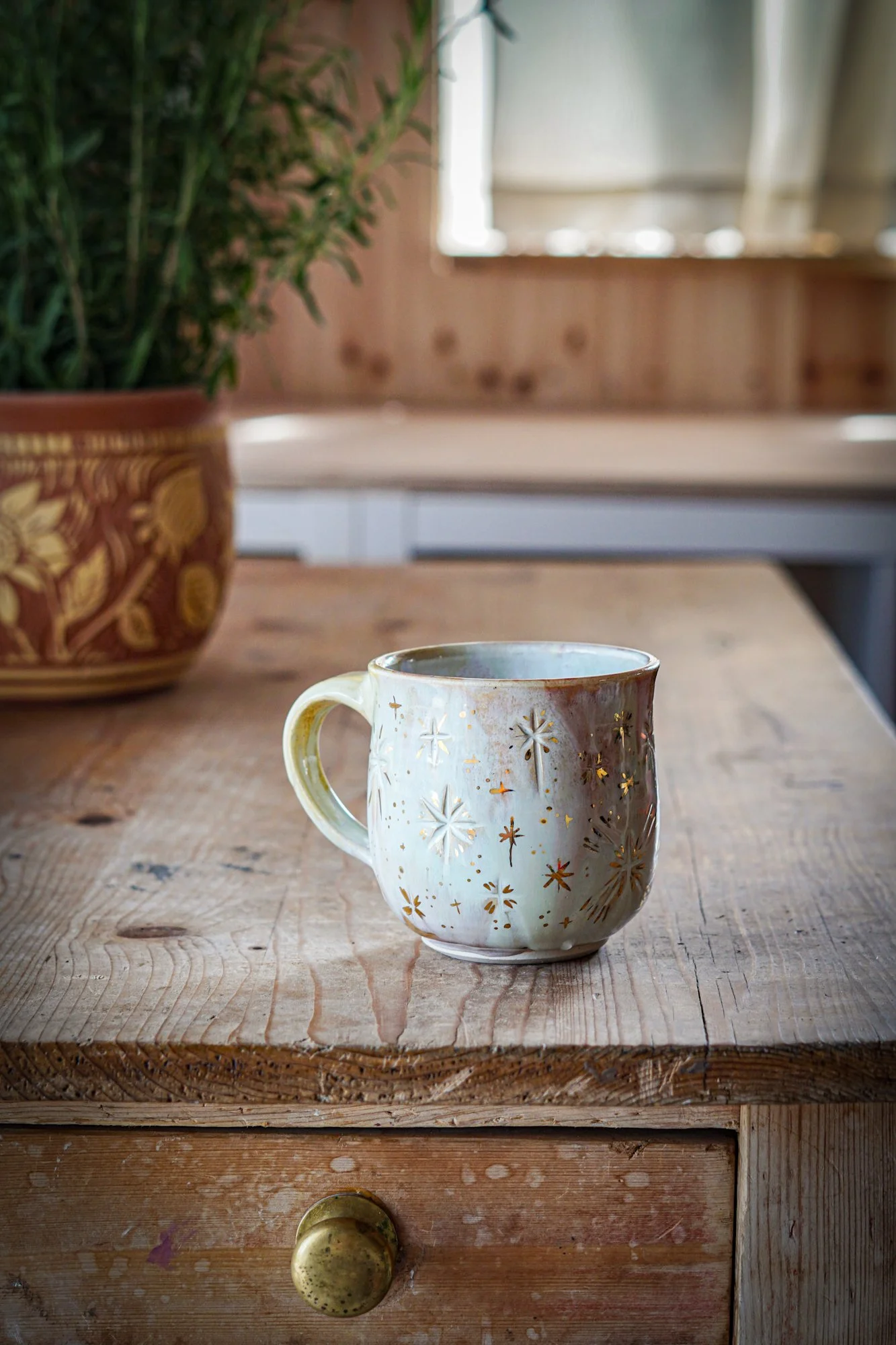 BlankEarth-CelestialMug-Yellow-06.JPG