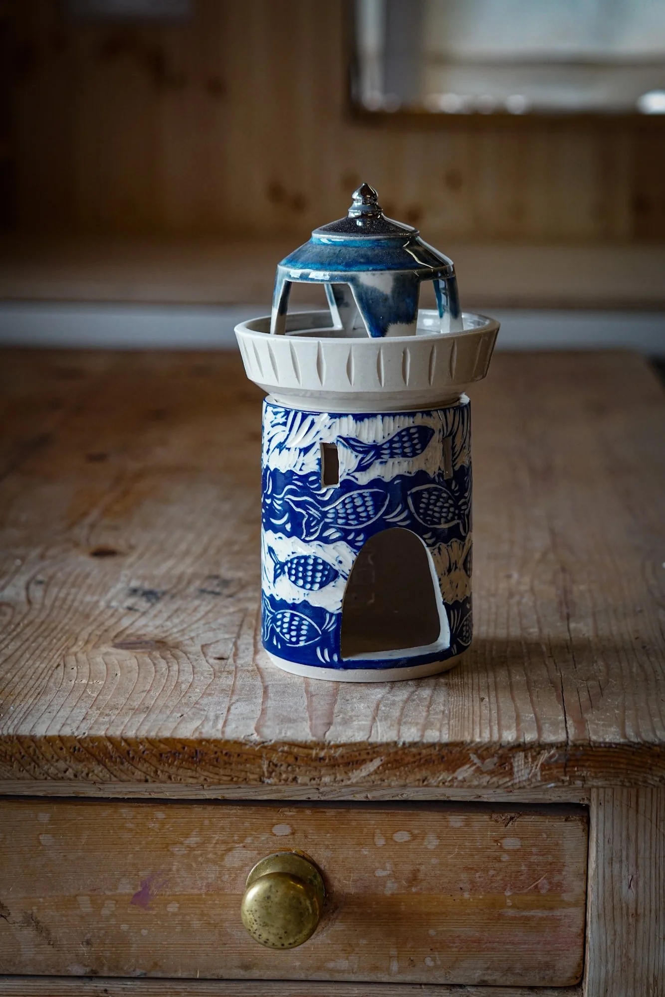 lighthouse-fish-01.JPG