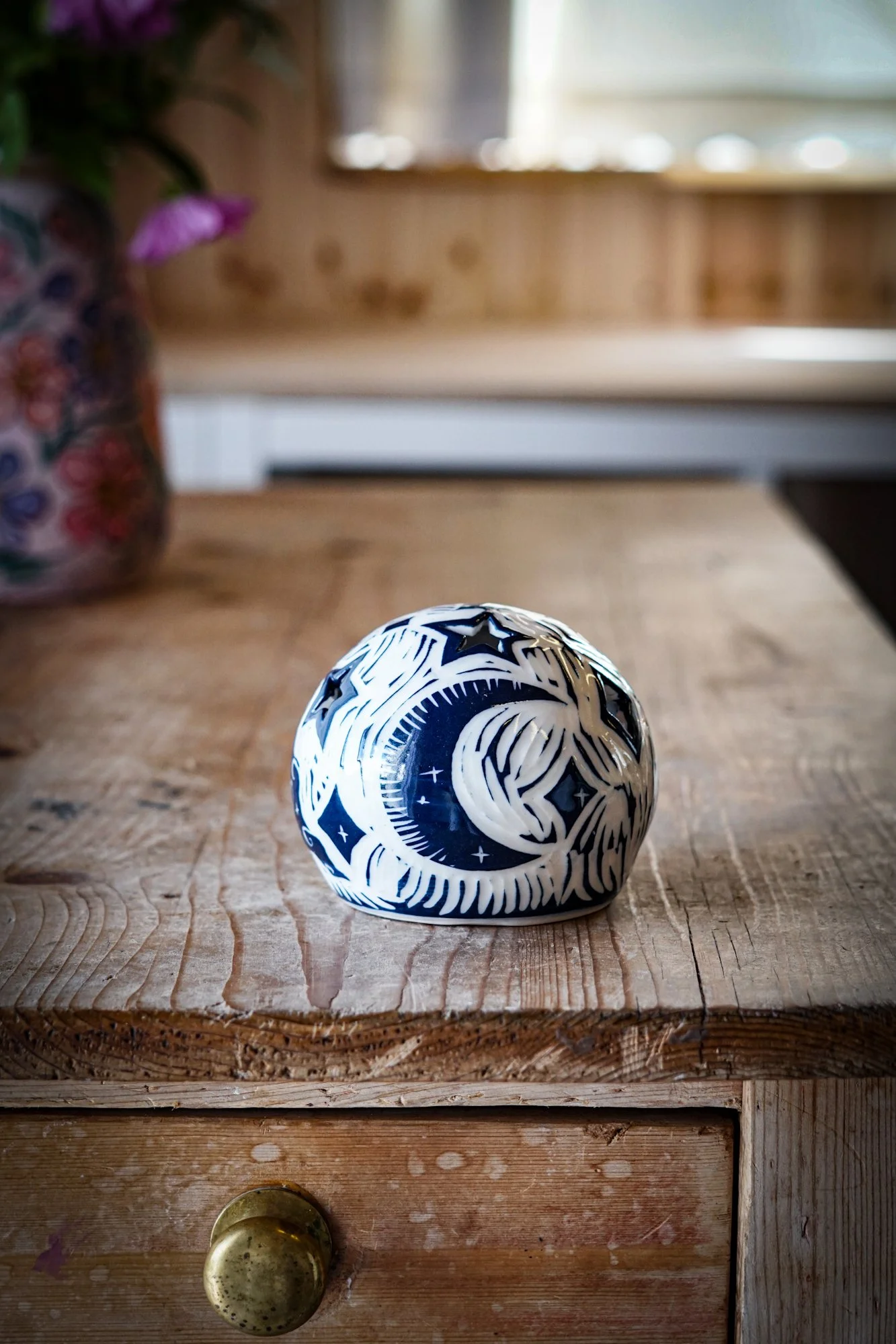 BlankEarth-moon-sgraffito-4.JPG