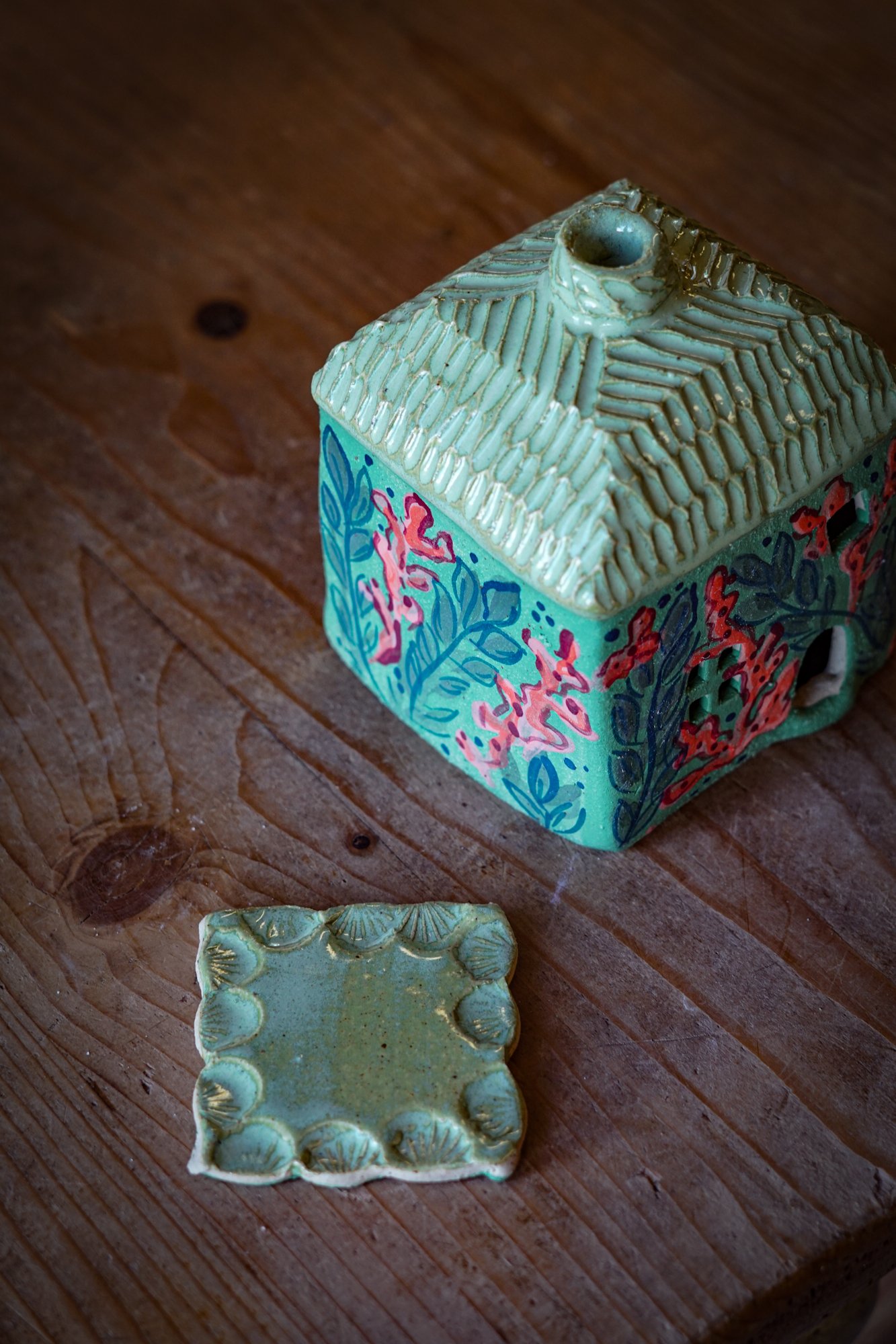 cottage-coral-01.JPG