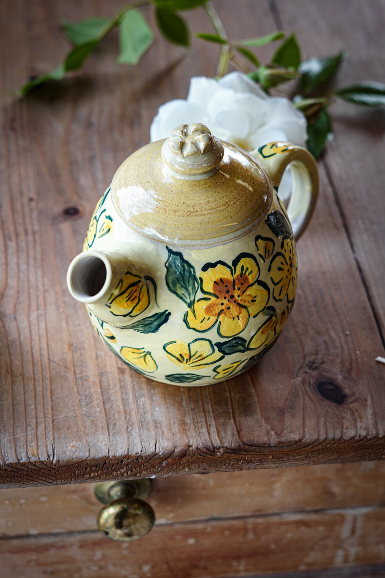 teapot-buttercup-7.JPG