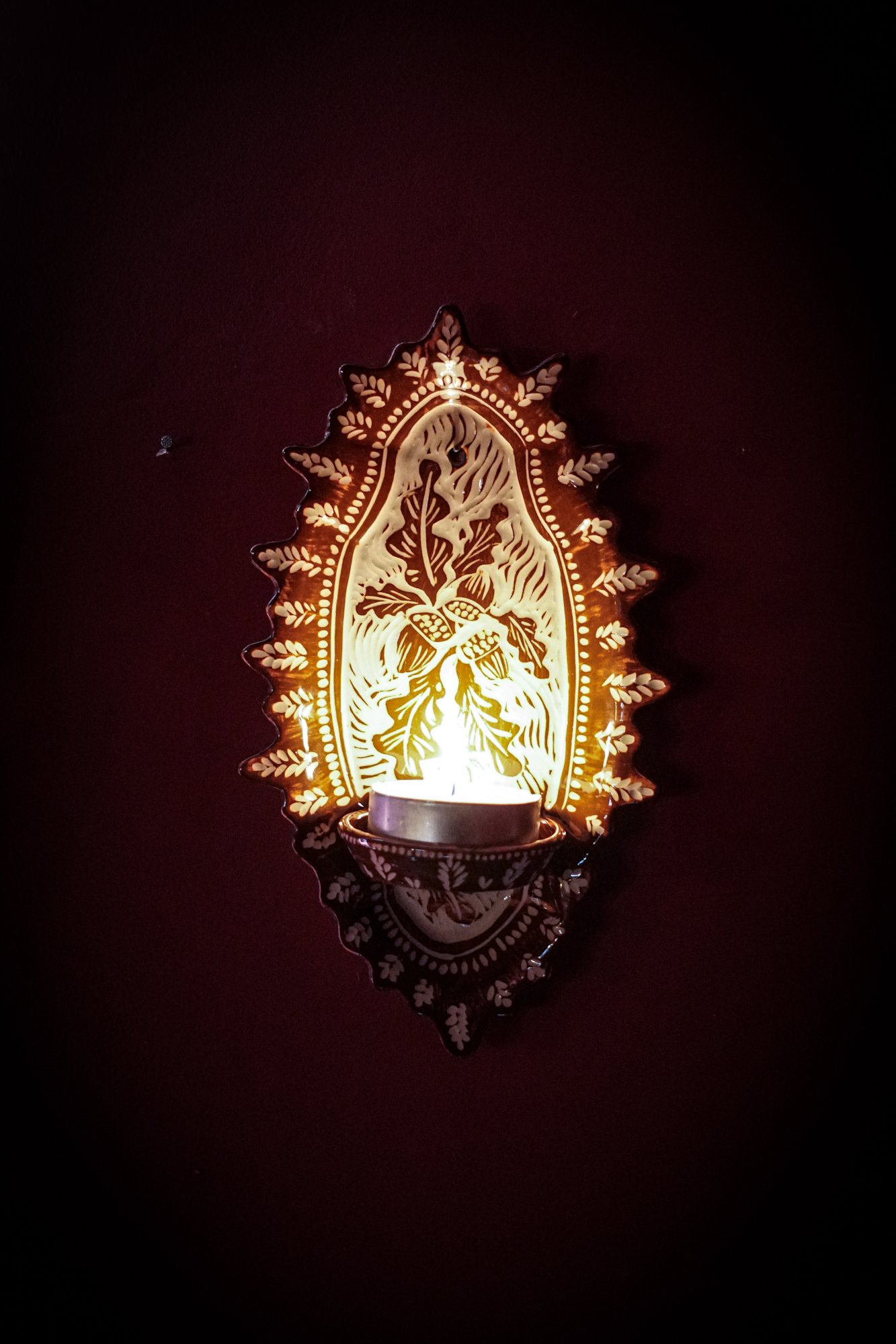 BlankEarth-wall-sconce-oak-2.JPG
