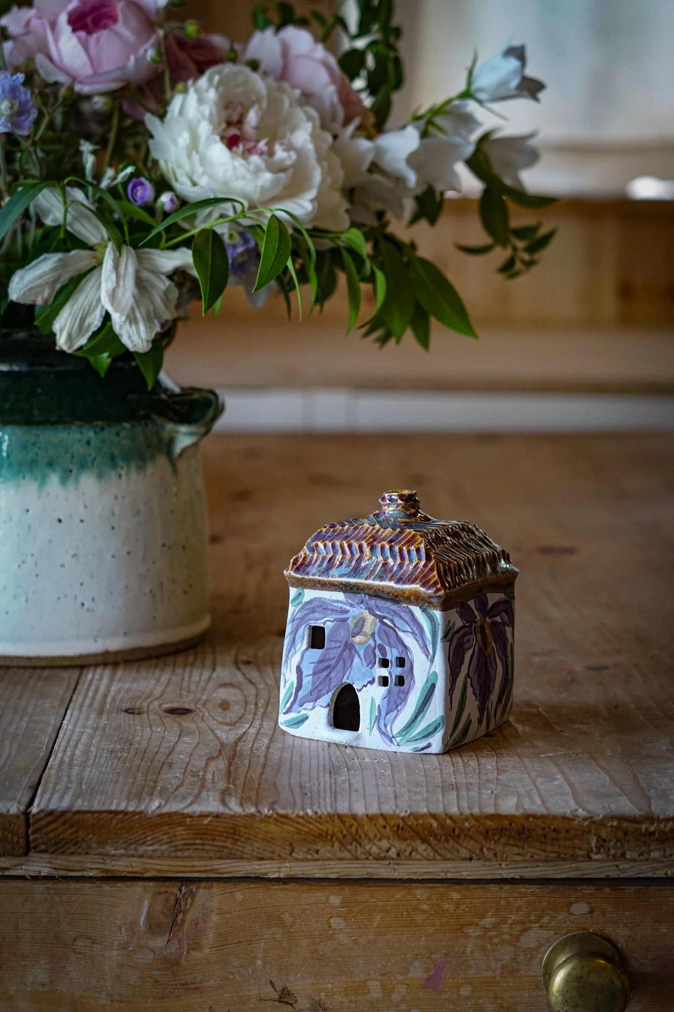 cottage-iris-7.JPG