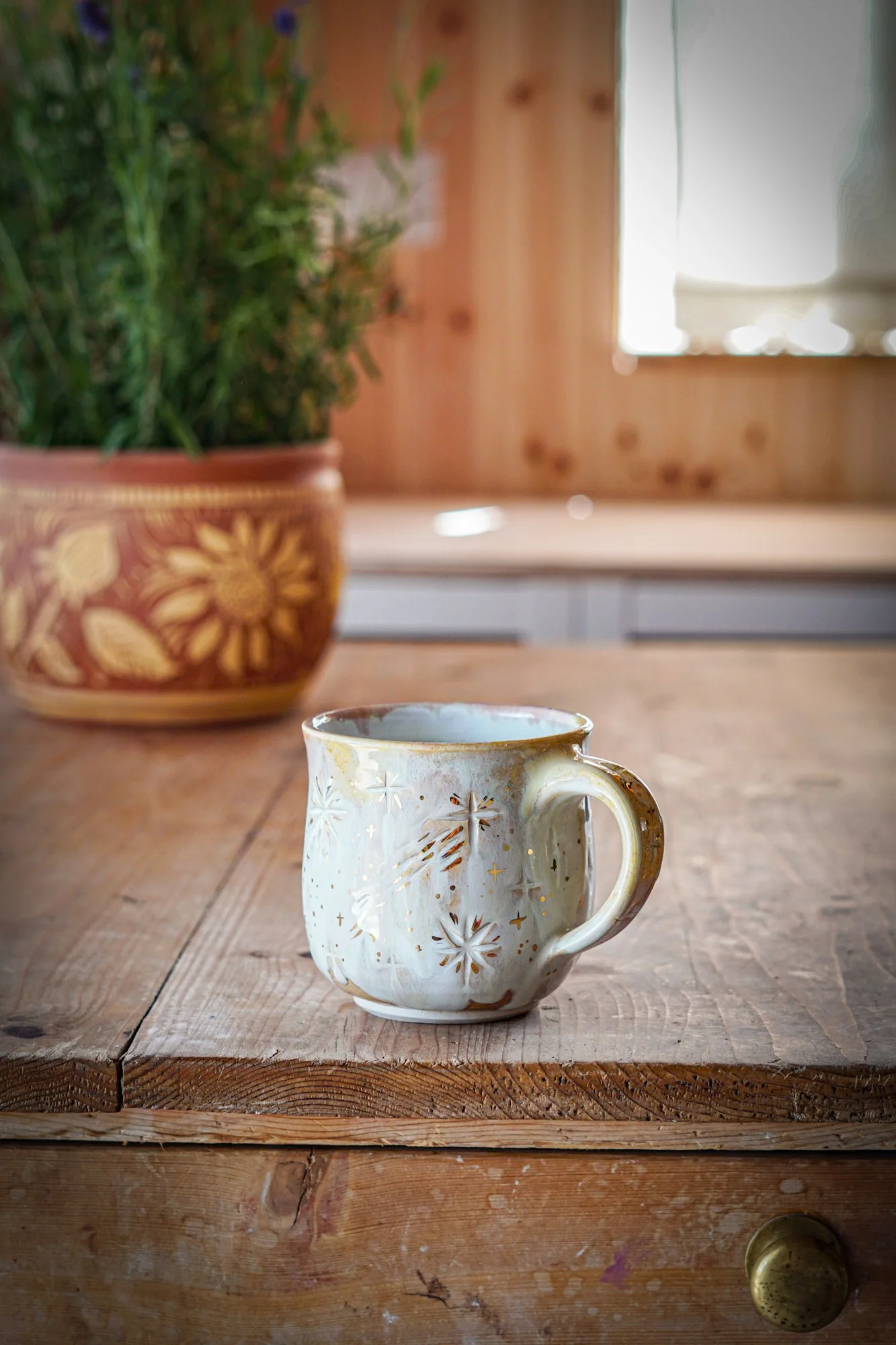 BlankEarth-CelestialMug-Yellow-03.JPG