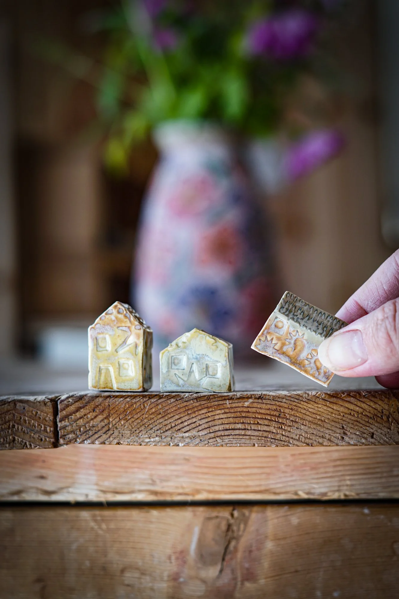 BlankEarth-mini-cottage-yellow-1.JPG