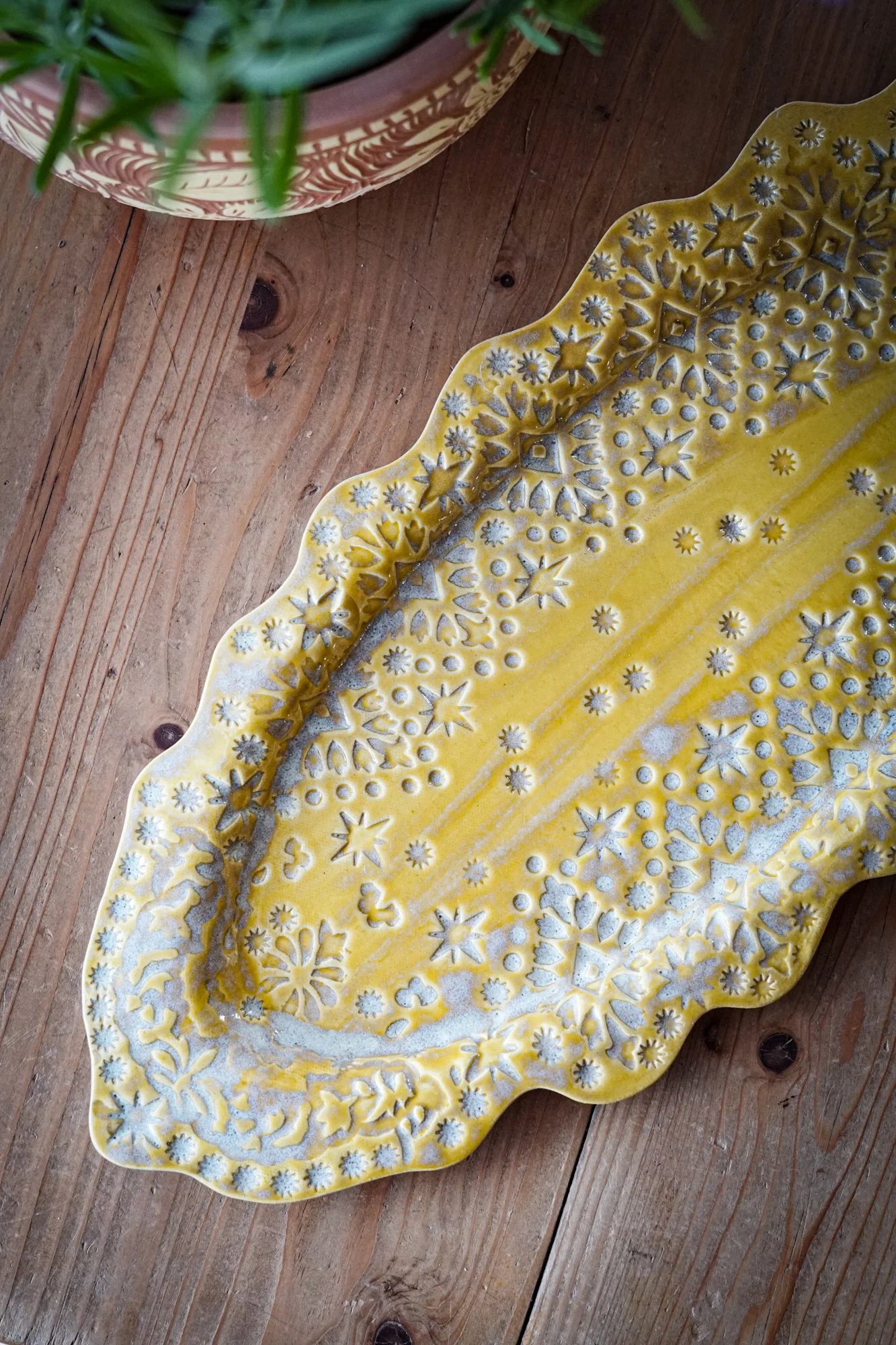 BlankEarth-CelestialPlatter-yellow-06.JPG