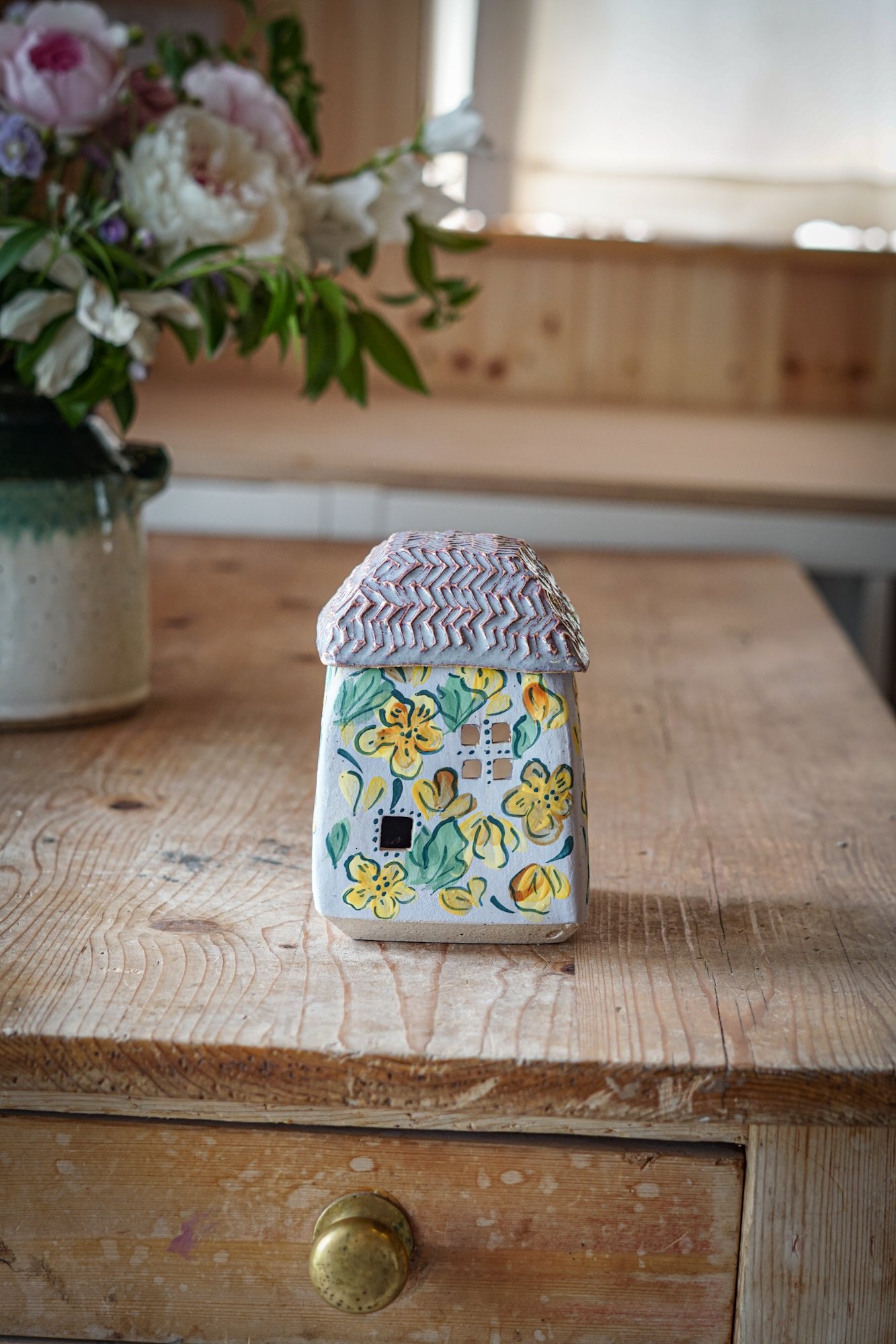 wax-cottage-buttercup-05.JPG