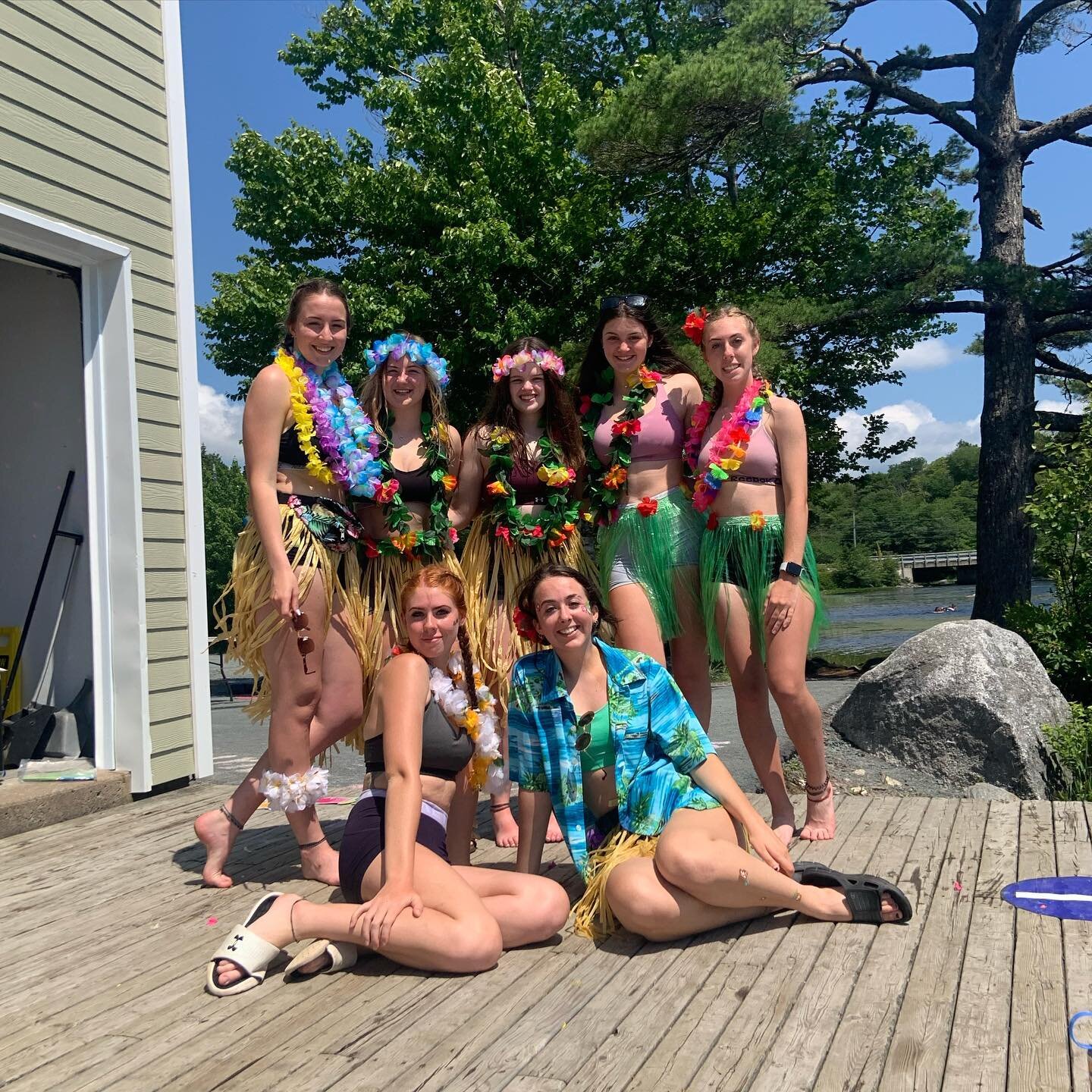 Looking for a Summer Coach!! We will be accepting applications for the perfect person to join the team from now until June 11.  Please read post for qualifications required and way to apply.
 Orenda Canoe Club Coach 
Position Summary -  Under the gen