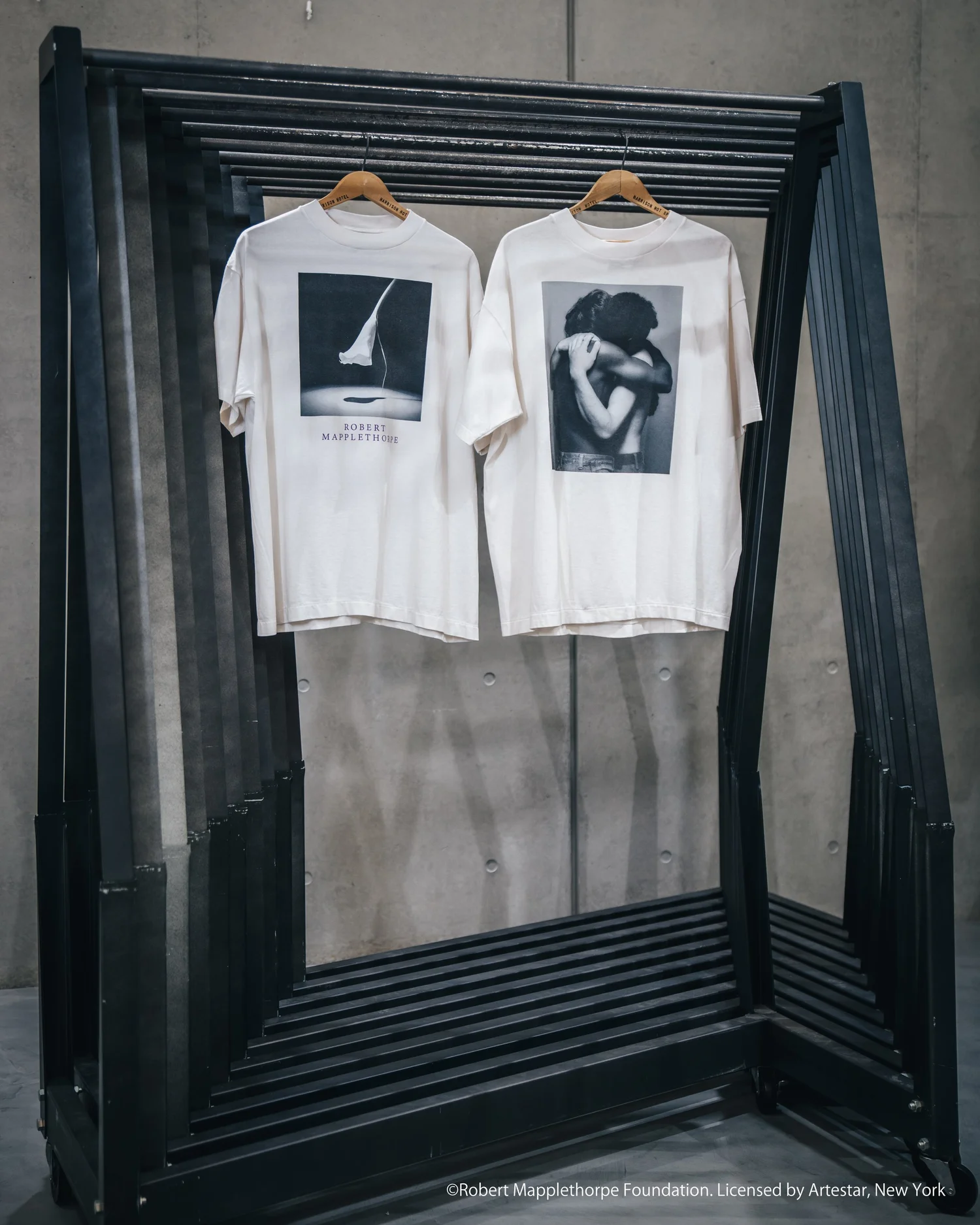 SAINT Mxxxxxx × Robert Mapplethorpe Robert Mapplethorpe / Saint Mxxxxxx — ARTESTAR