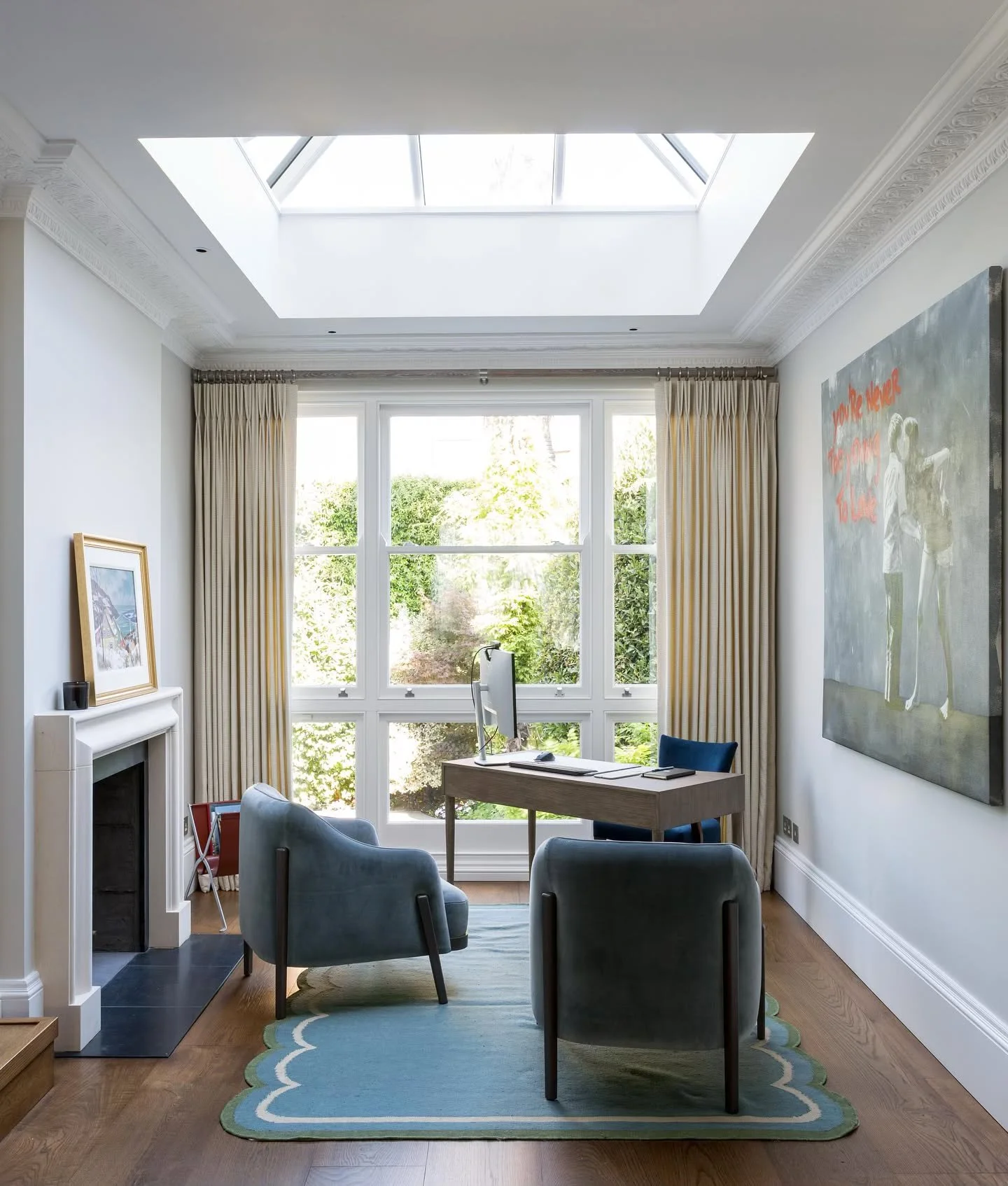 With so many of us embracing flexible working,  a home office is often a necessary consideration on our design projects. 

The natural light in the study at our project in Chelsea set the stage. Walls in Slate @paintandpaperlibrary partnered with sof
