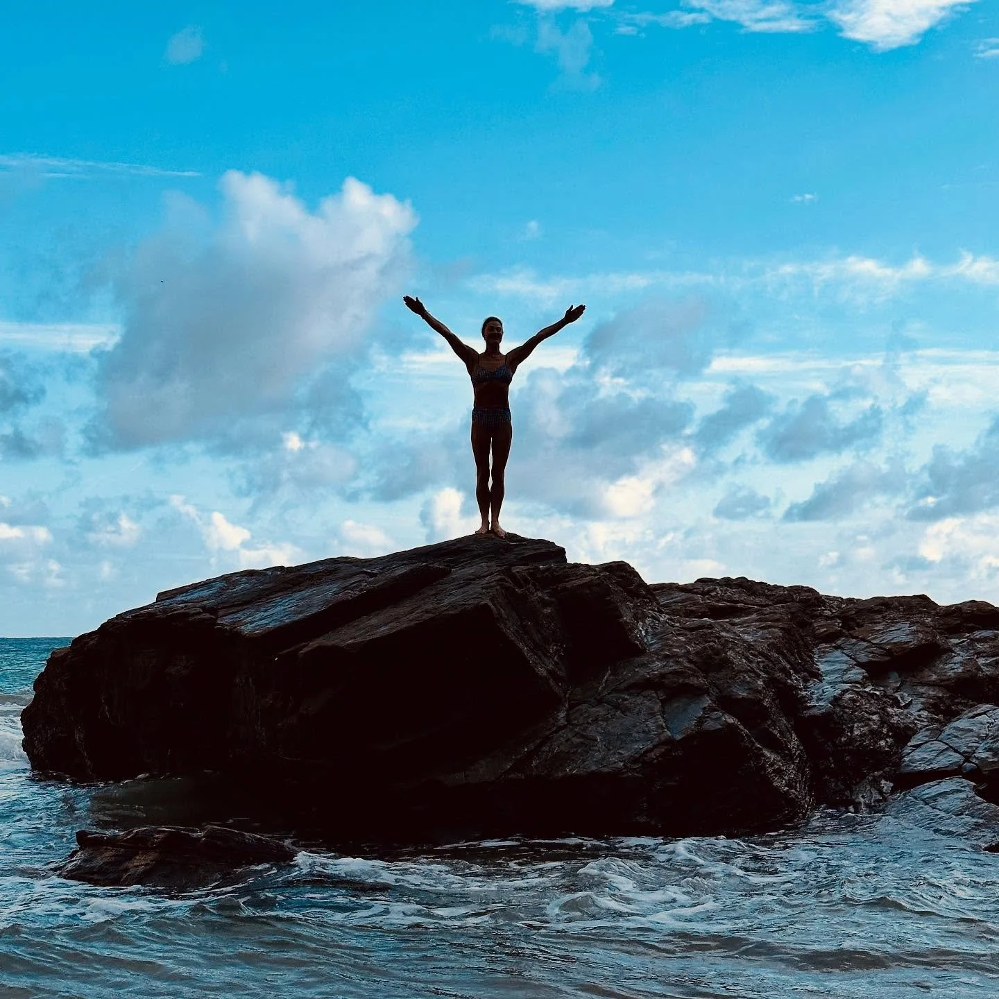 ➡️ &lsquo;Our greatest glory is not in never failing, but in rising every time we fall..&rsquo; ~ Confuscious 💫 
.
▫️ Always, it is how we grow &amp; journey into who we truly are.. 🌱🌷🌸🦋💫
.
▫️ Photo credit: creative genius @danielcoxfilm 📸💫
.
