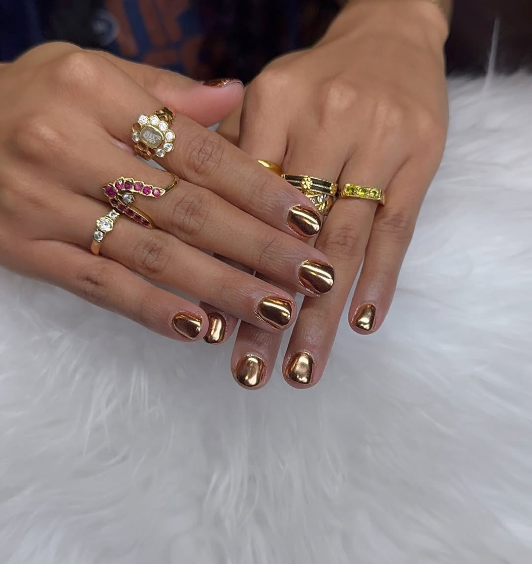 Gold Chrome ✨ 
Artist: @beautyxmaria_atx