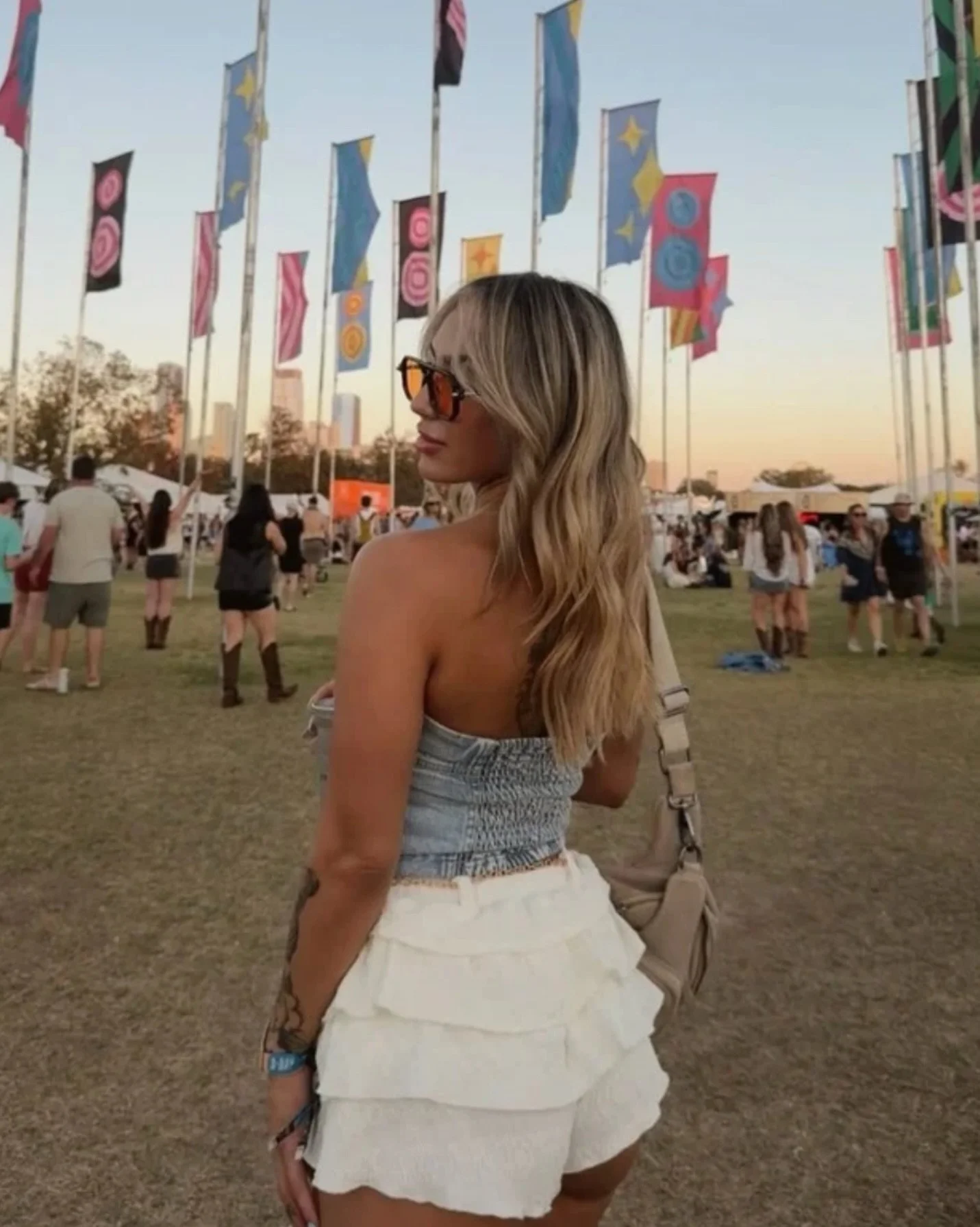 #culturegirlrepost 💖
@lesliesdiaz 
Artist: @tearsforshears