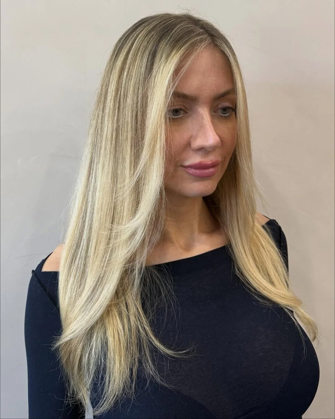 BARBIE🎀
 Artist: @makinley_hairgoals