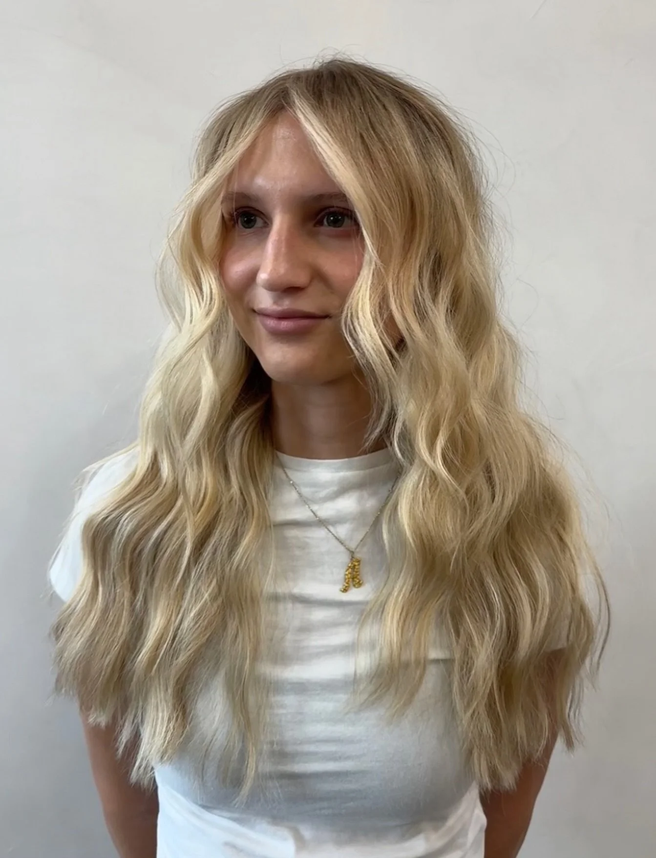 Your hair is your best accessory
Artist: @true_beauty.gc