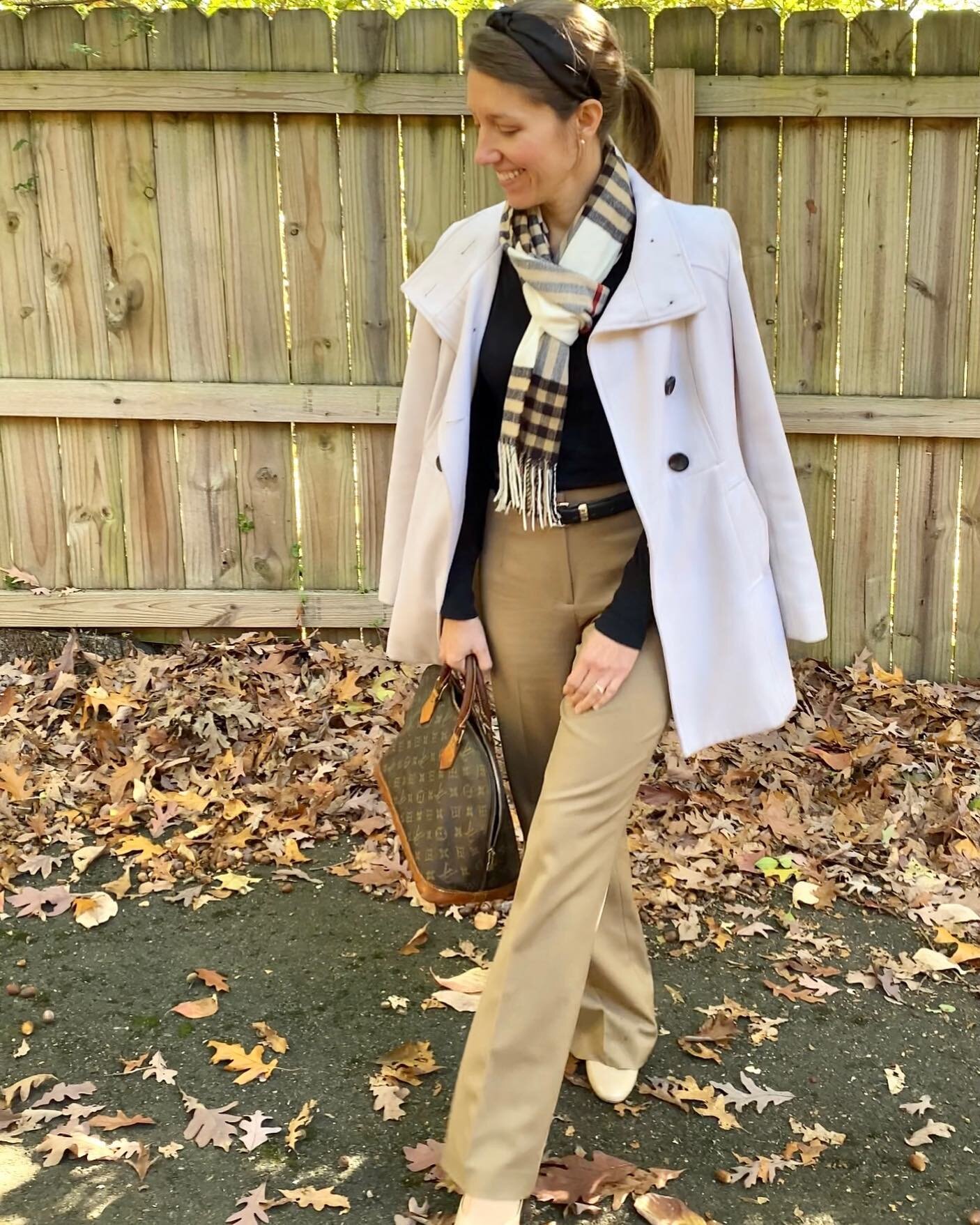 Vintage Talbots 😍 

Sometimes I get snooty at vintage clothes. 

&ldquo;Oh that&rsquo;s too old for me&rdquo; 
&ldquo;That cut won&rsquo;t look good&rdquo; 

But one detail I forget is that vintage clothing is usually made a lot better than clothes 
