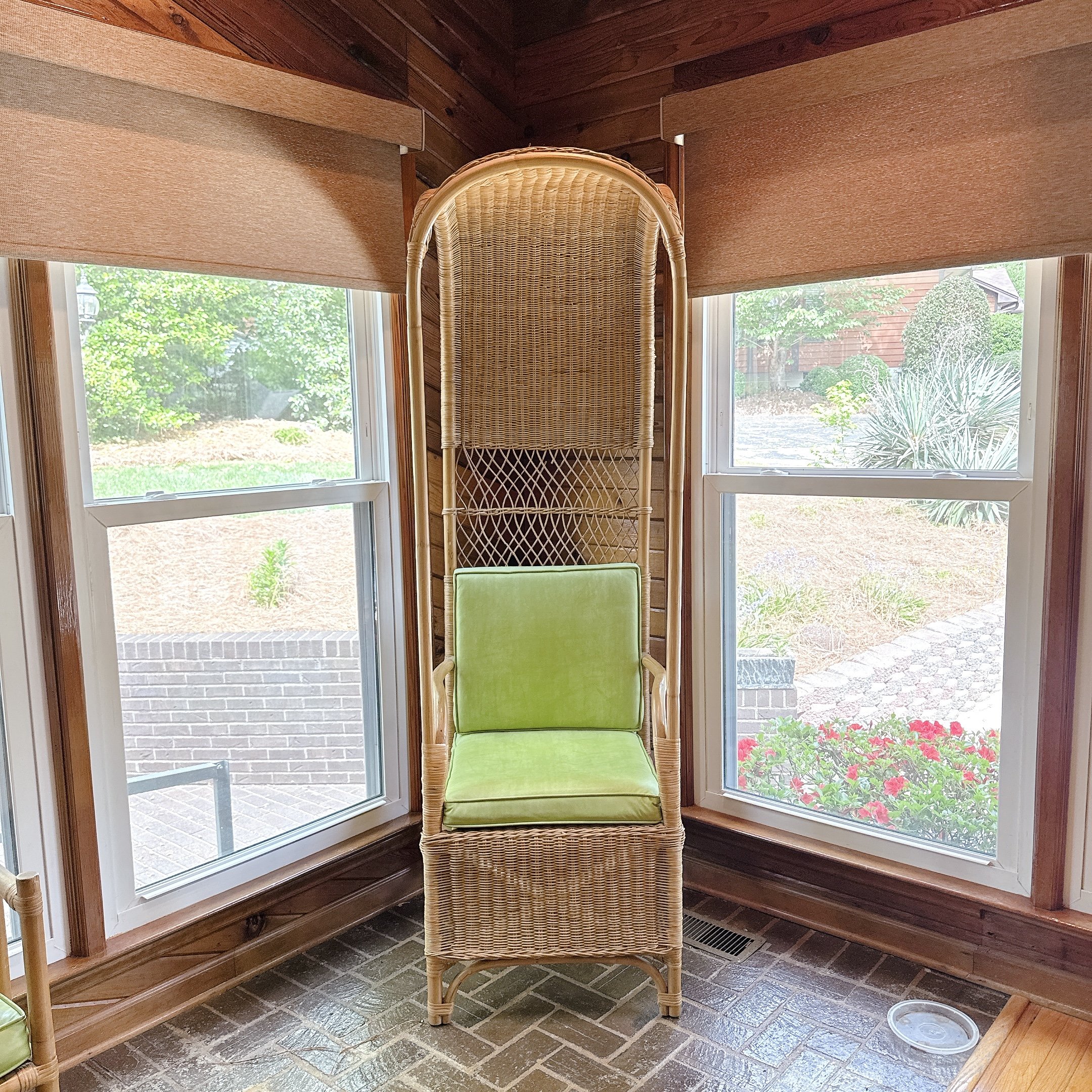 Vintage Rattan Hooded Throne Chair