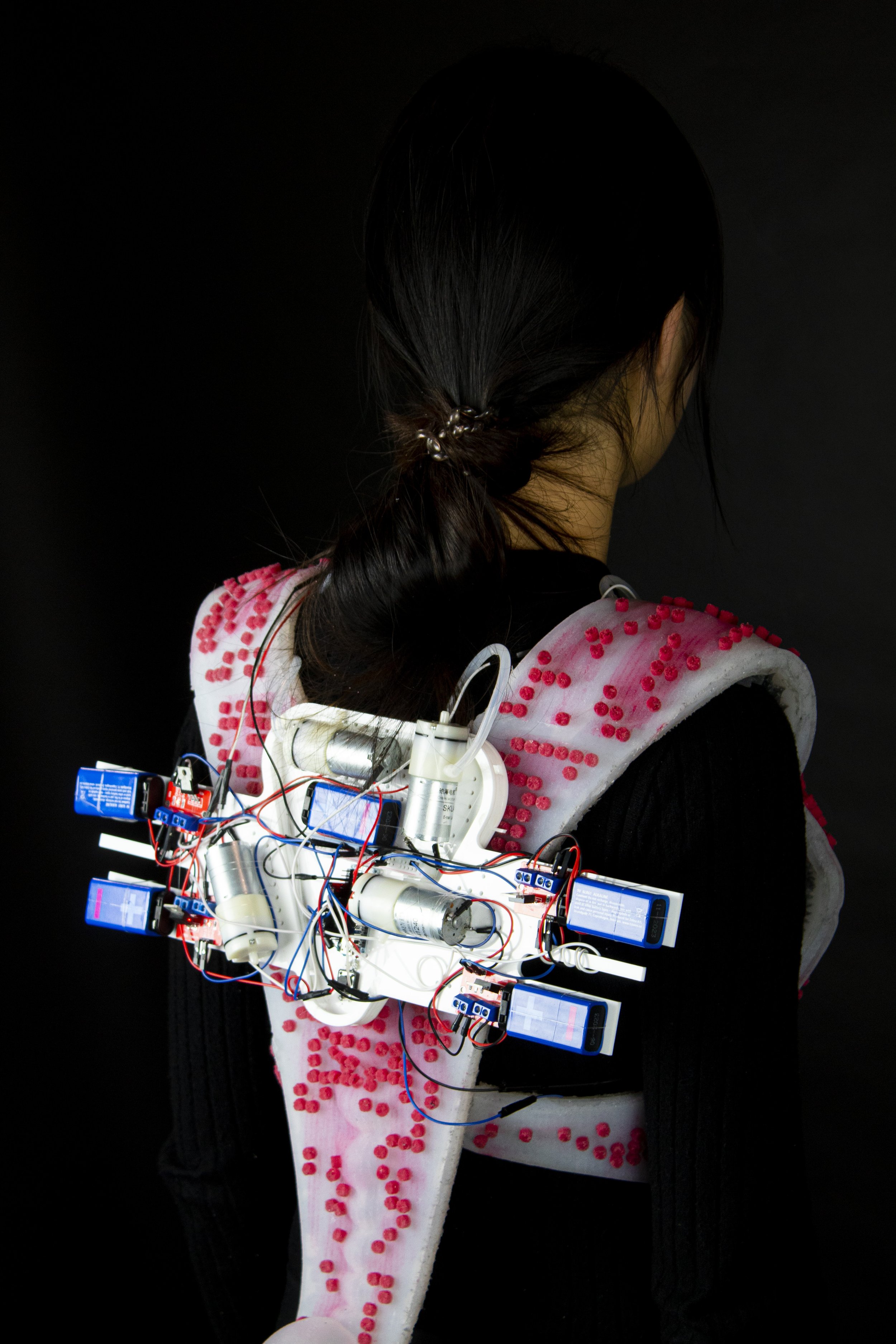 XIAOPortrait_back 03.jpg
