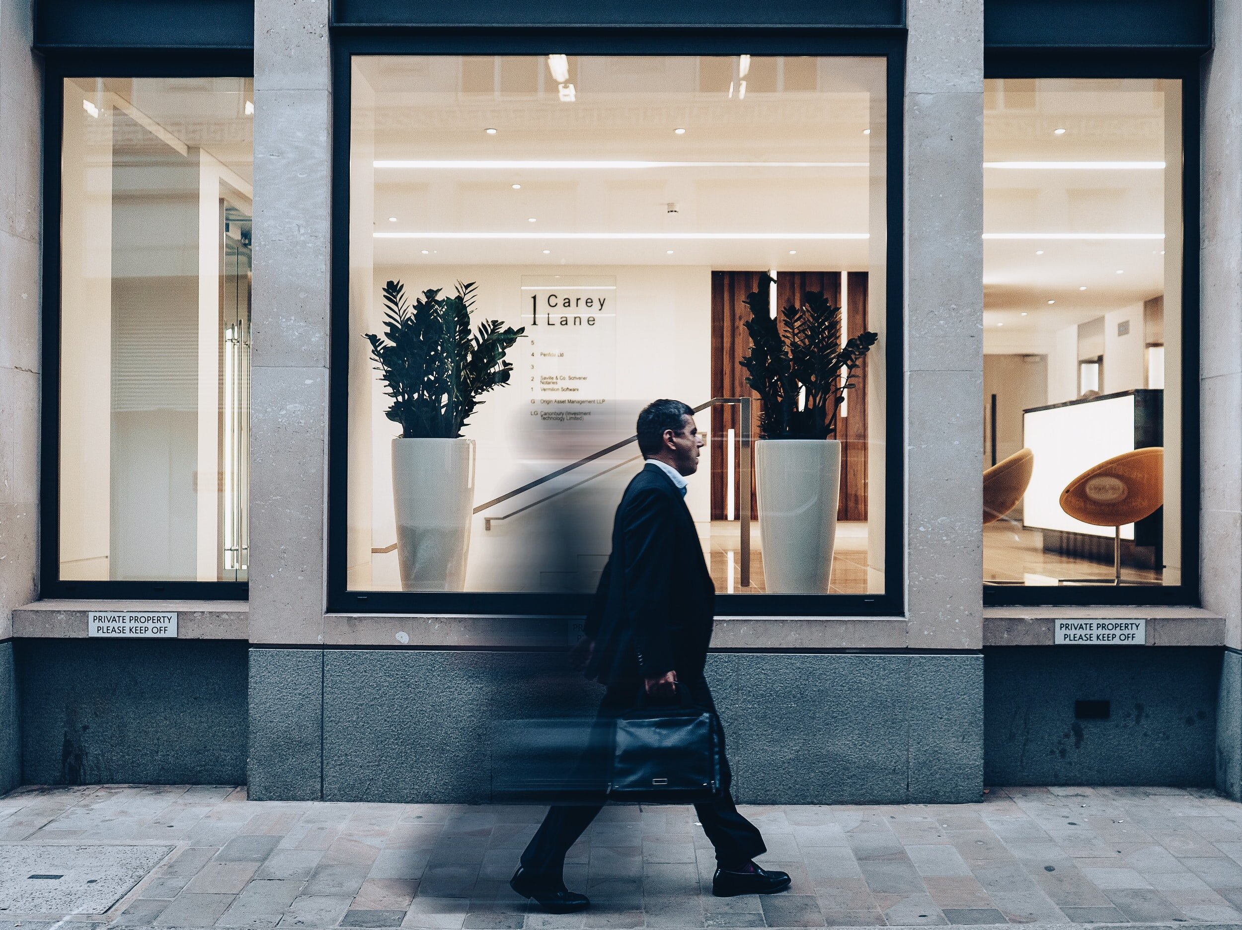 5 Tips To Immediately Relieve Stress At The Office
