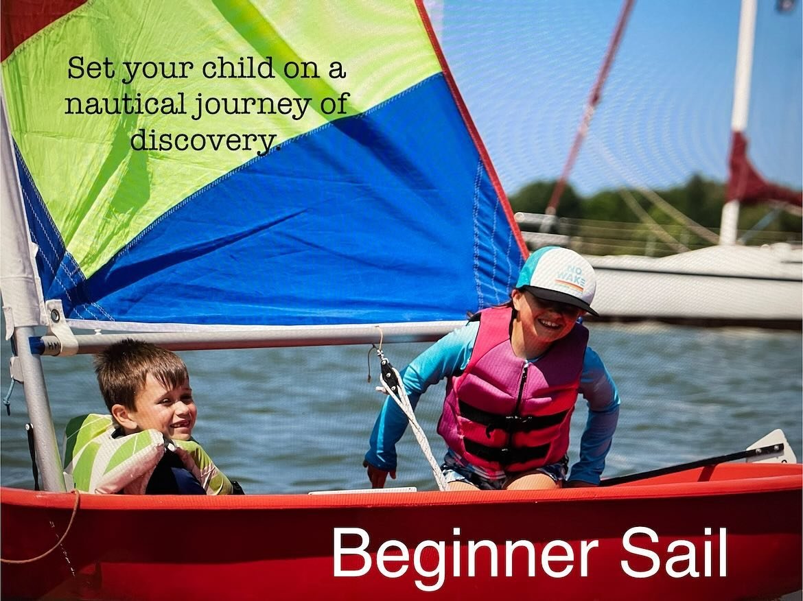 Our Beginner Sail program gives 7-12 year olds the chance to learn in their own boat. Watch as your child lights up with excitement when they get to sail independently for the first time. Visit the link in our bio to learn more. #sailing #youthsail #