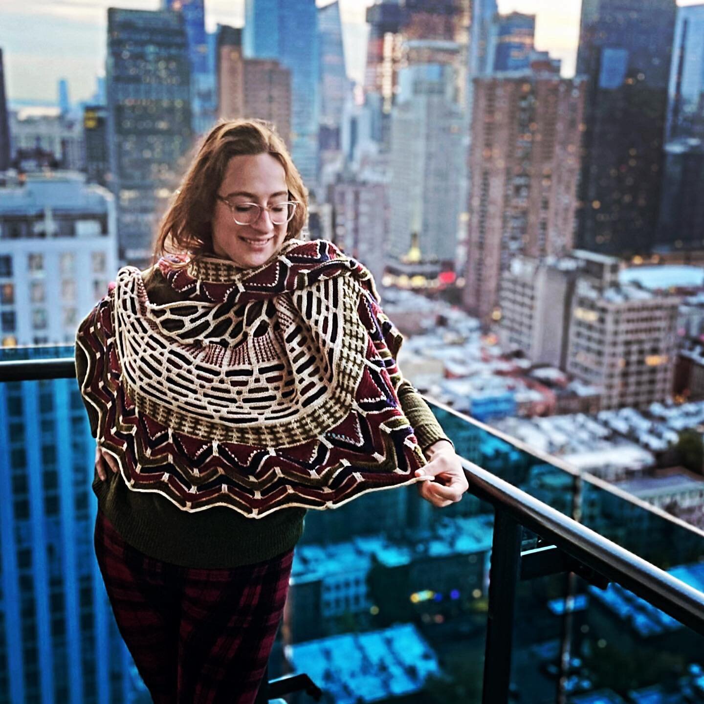 I finished my first MKAL with @westknits and I&rsquo;m so happy with it! 

It&rsquo;s also helpful when you have the greatest balcony to model it on @christophertrap