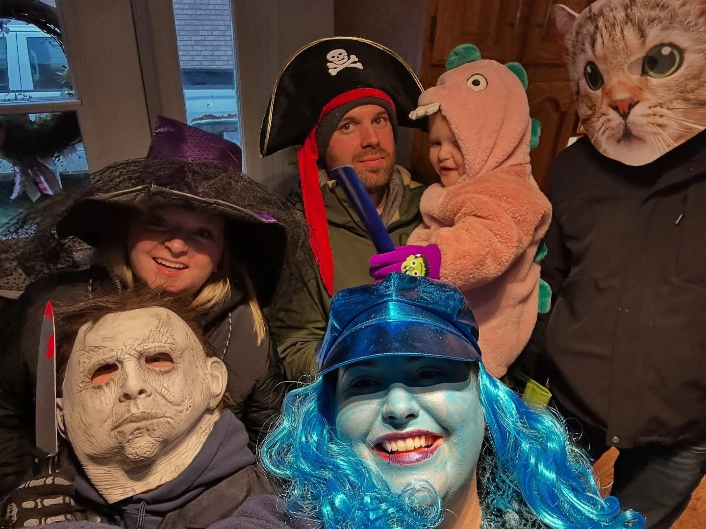 Happy Halloween everybody! Also, go Jays go!!! 🎃⚾️💙