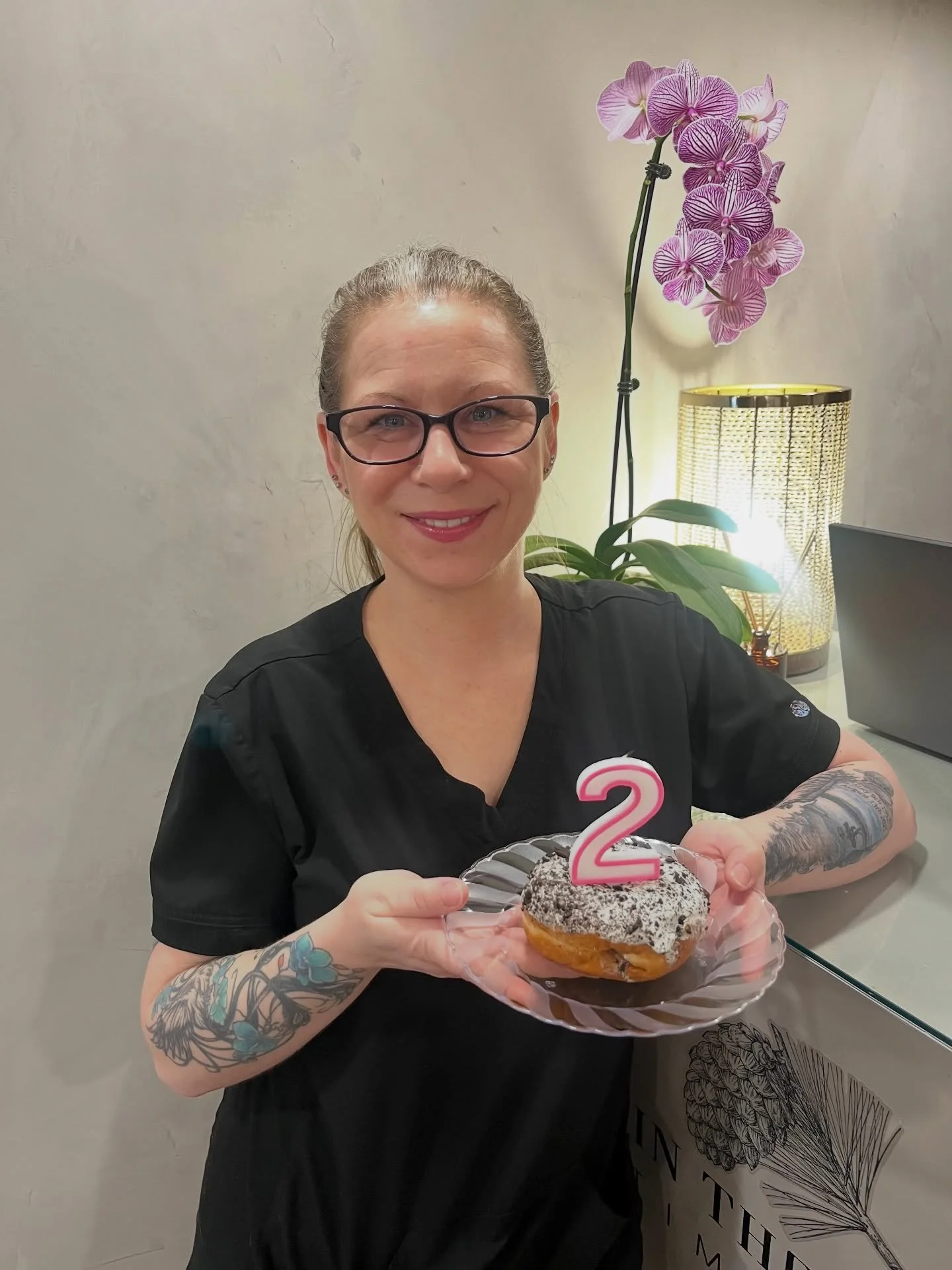Celebrating 2 years with our incredible receptionist, Jos&eacute;e! 💛

From the moment guests walk through our doors, she sets the tone &mdash; warm, welcoming, and always kind.

Thank you for everything you bring to the Spa in the Woods experience.