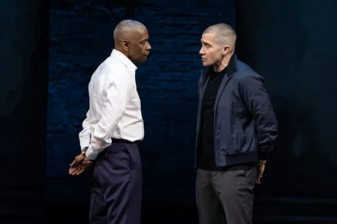 Denzel-Washington-as-Othello-and-Jake-Gyllenhaal-as-Iago-in-OTHELLO-on-Broadway.jpg