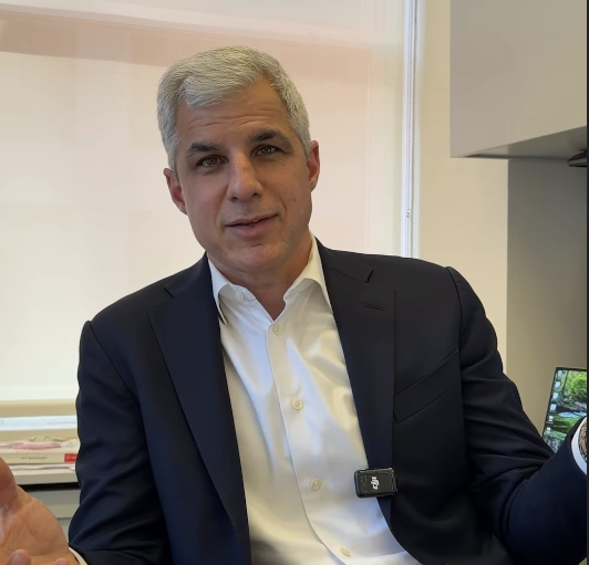 3G Shows: Entertaining Three Generations 