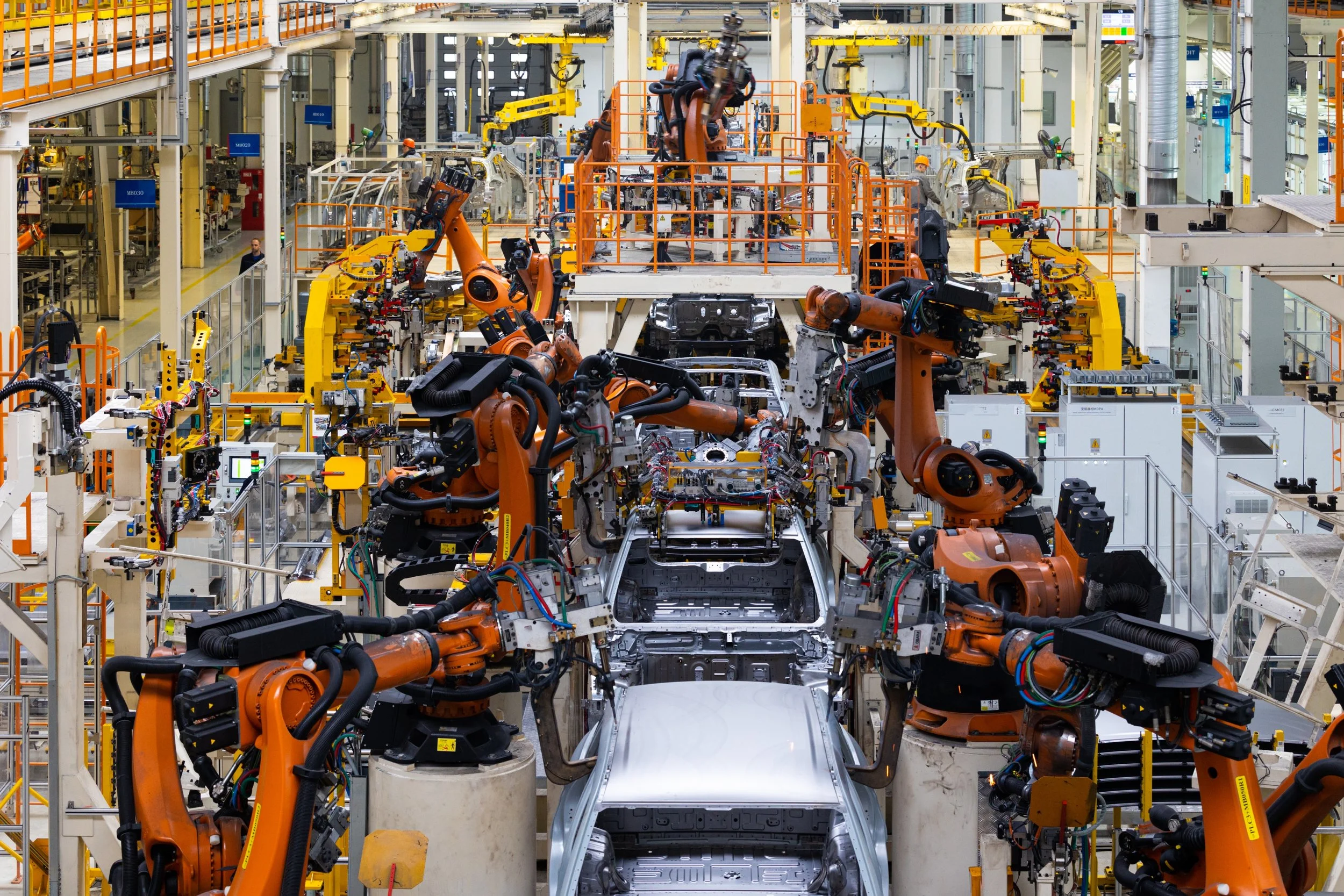Motor trade body says Brexit left UK car industry in ‘damage limitation’ mode