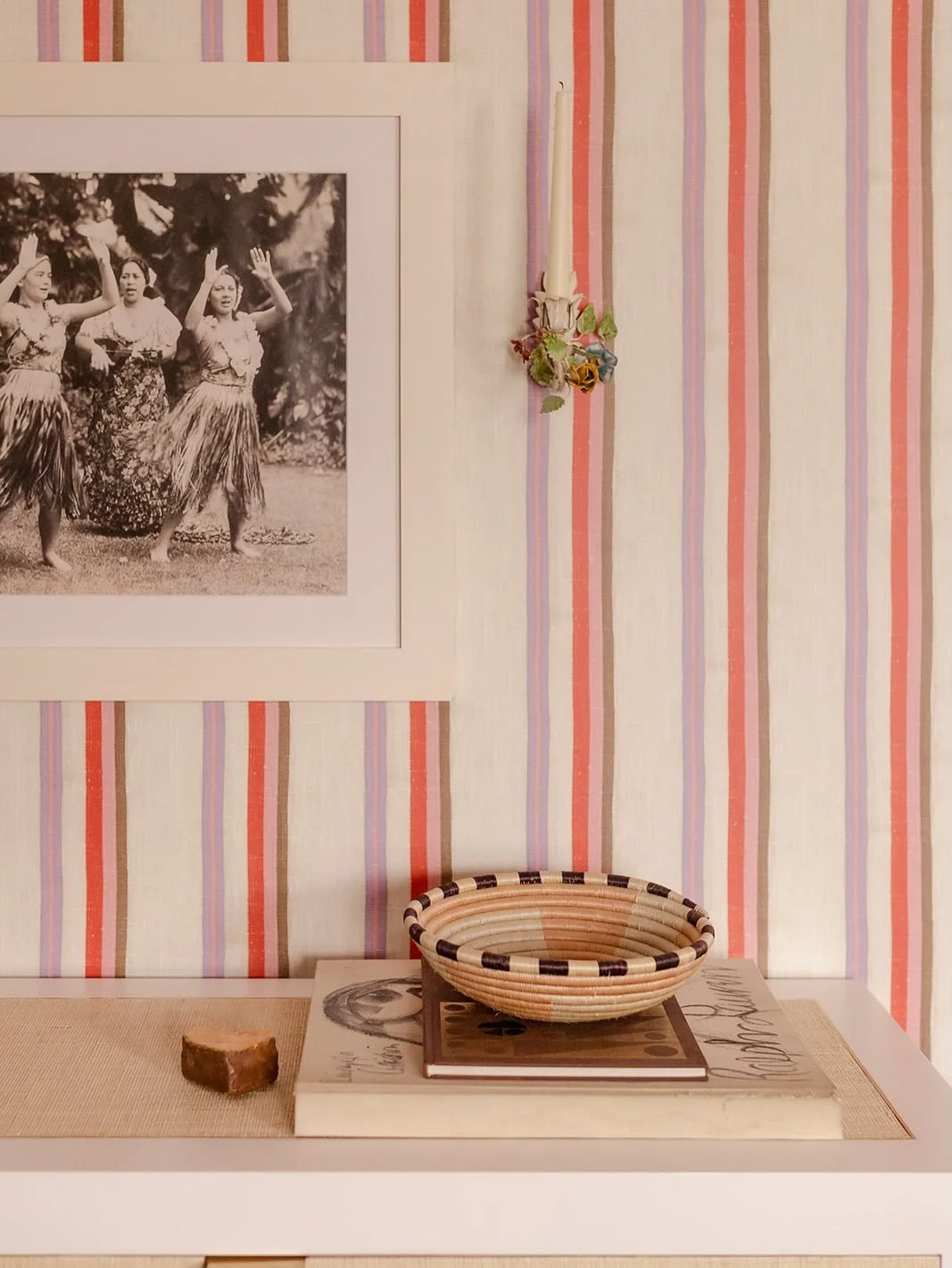 A simple surface styling rule that works almost anywhere:

Stack 2&ndash;3 books. Add one object on top. That&rsquo;s it. 

The books create height and intention.The object adds personality.

This kind of editing is what makes a home feel styled with