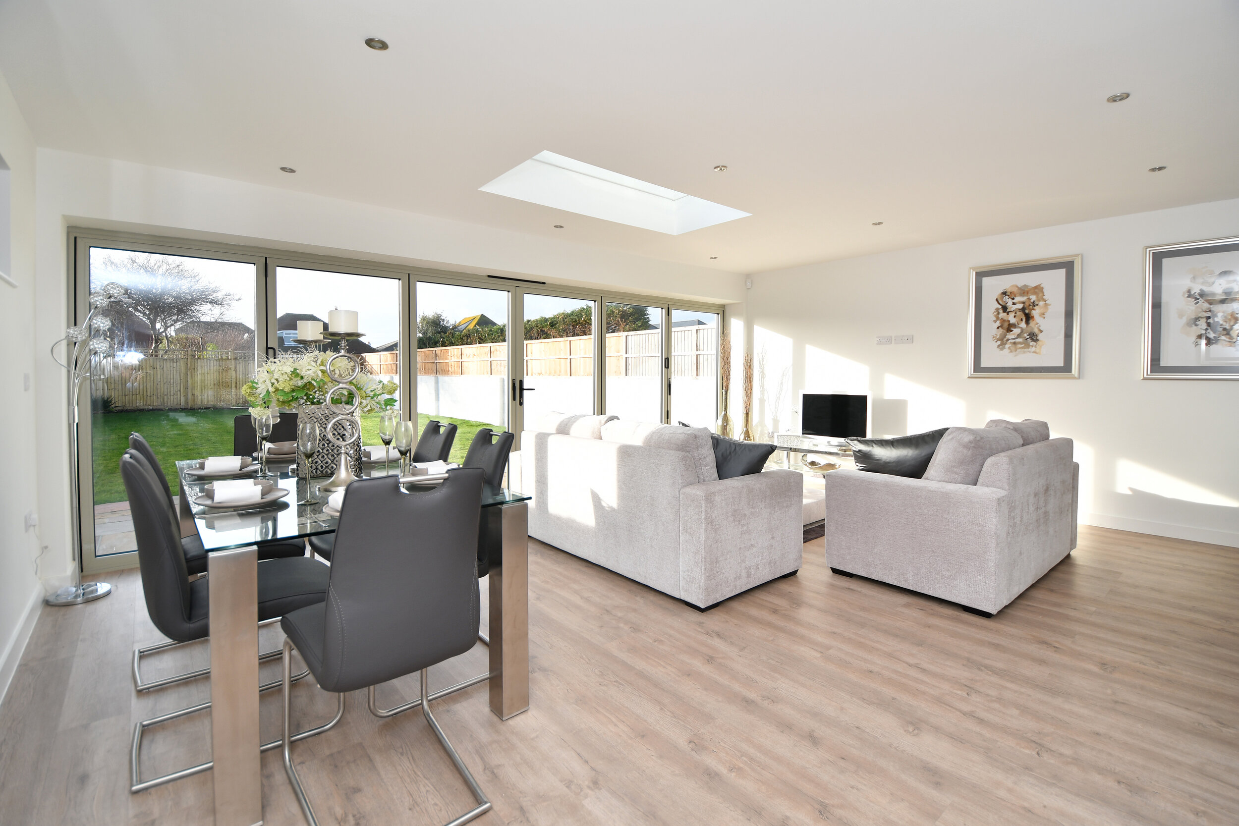 Cirrus Dining Area_4484.jpg