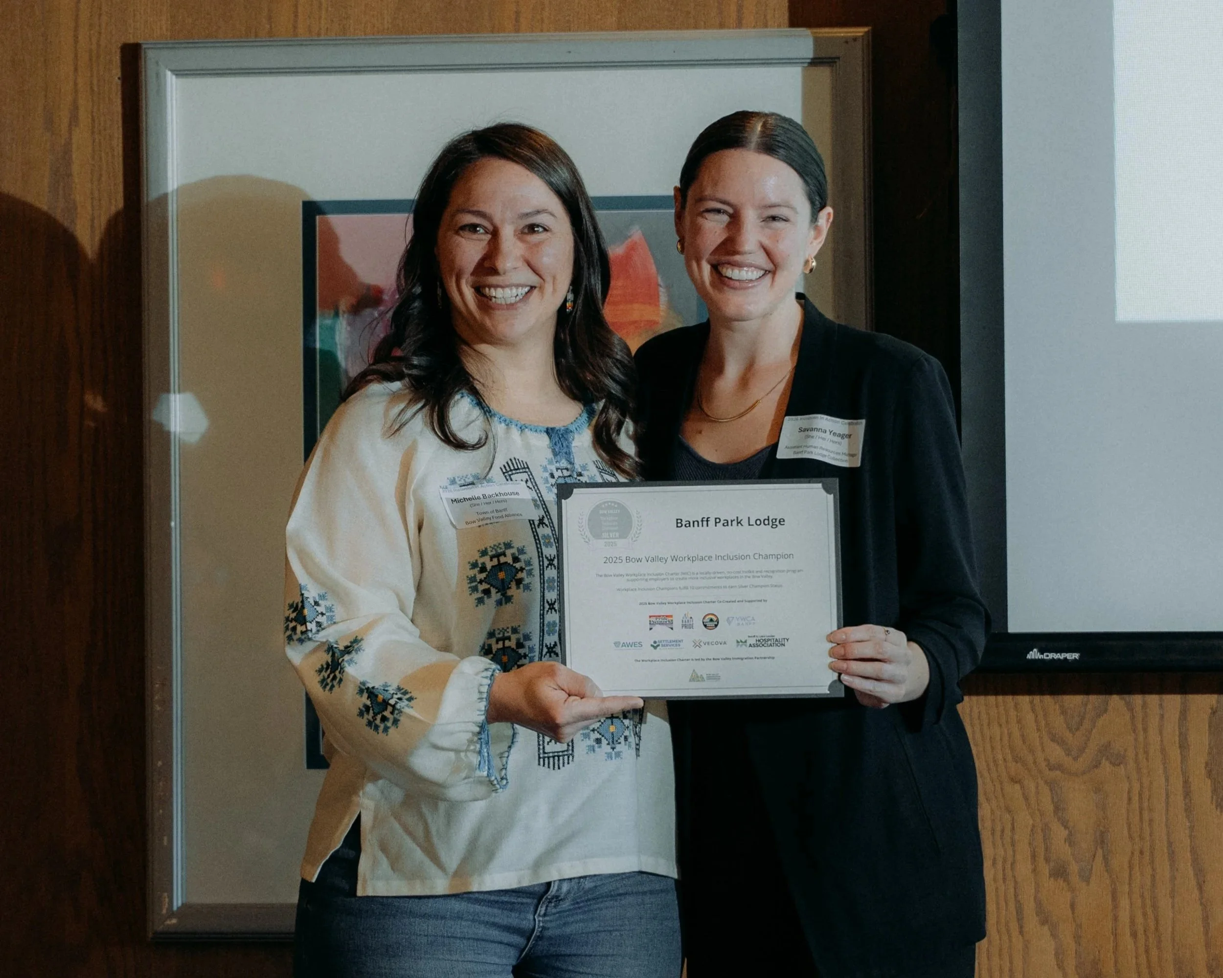 Fuji Starlight Express Co. Ltd: Banff Park Lodge, Bow View Lodge and Peaks Hotel &amp; Suites