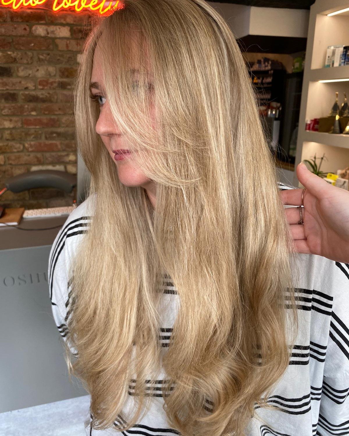Kissed by the sun 🌞💋

Full head highlights, toner, cut and style using our favourites - @wella and @sebastianpro_official 🫶

Swipe for the before!
📸 @hairbymadisonmear_ 

Book now: 📞 01903 205721

.
.
.

#worthing #westsussex #sussex #hair #hair