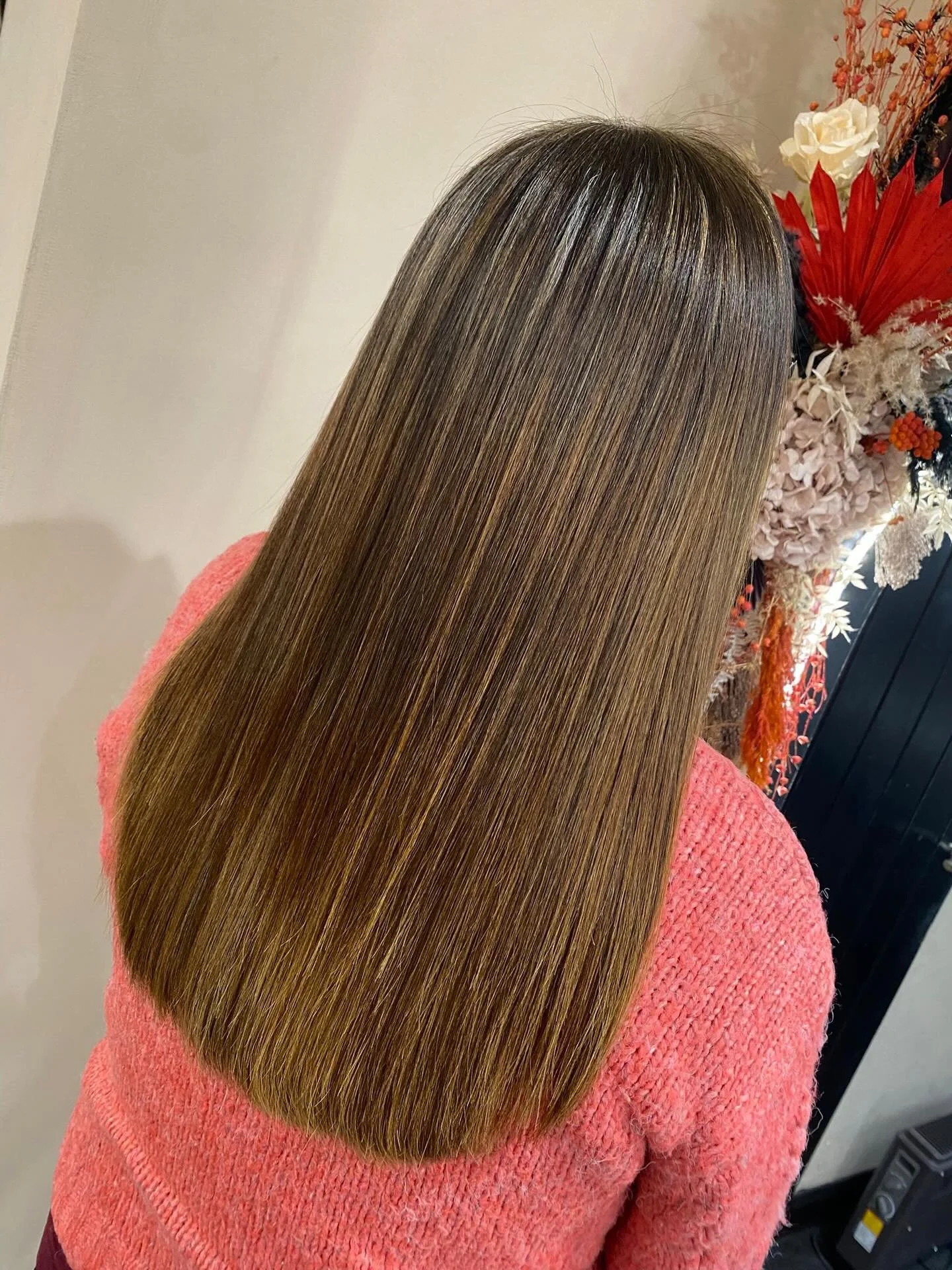 Leaving your hair feeling sleek without the struggle ❤️&zwj;🔥Nano Keratin Smoothing Treatment❤️&zwj;🔥 Frizzy hair doesn&rsquo;t stand a chance 👏🏻
@nanokeratinuk