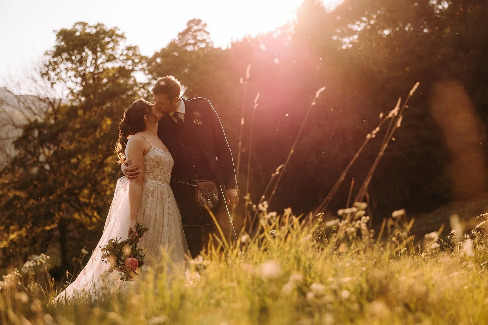 LANCRIGG-WEDDING-PHOTOGRAPHER-014.jpg