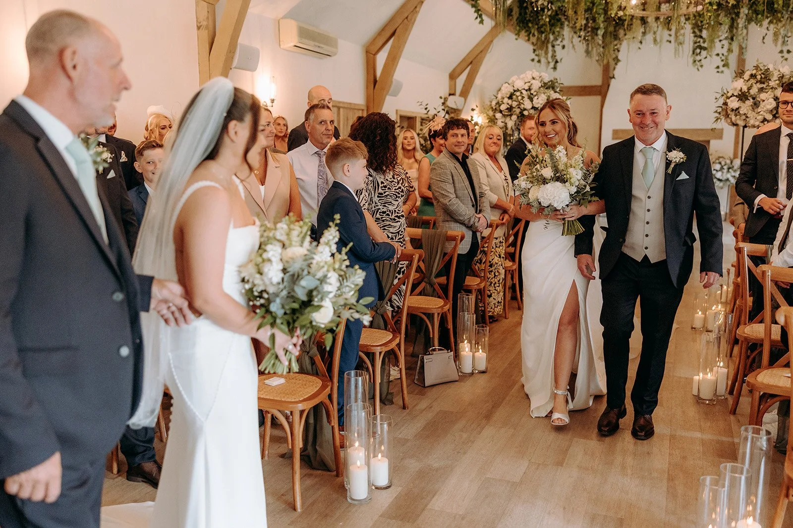 THE-RIVER-BARN-LANCASHIRE-WEDDING-PHOTOGRAPHER-006.jpg