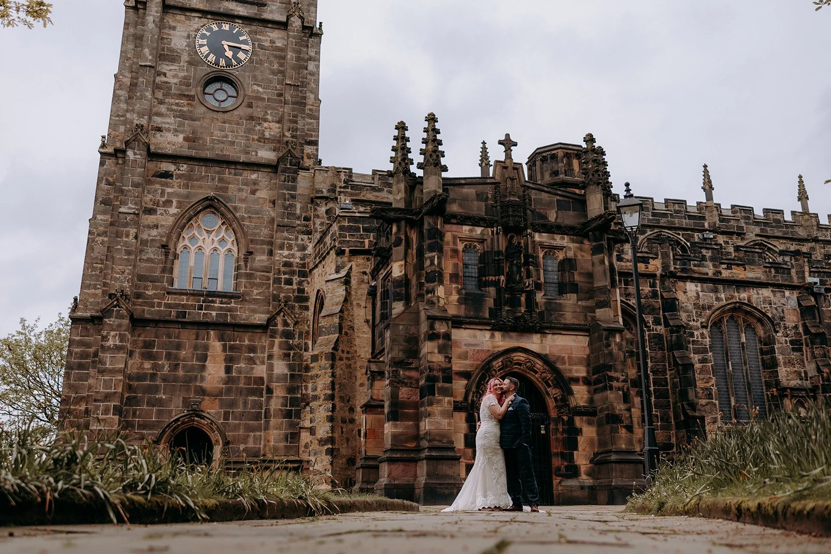 ROYAL-KINGS-ARMS-LANCASTER-WEDDING-004.jpg