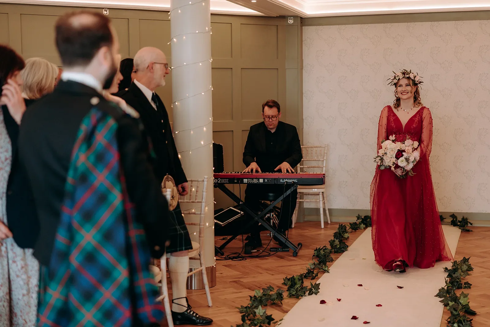holbeck-ghyll-wedding-photographer-004.webp