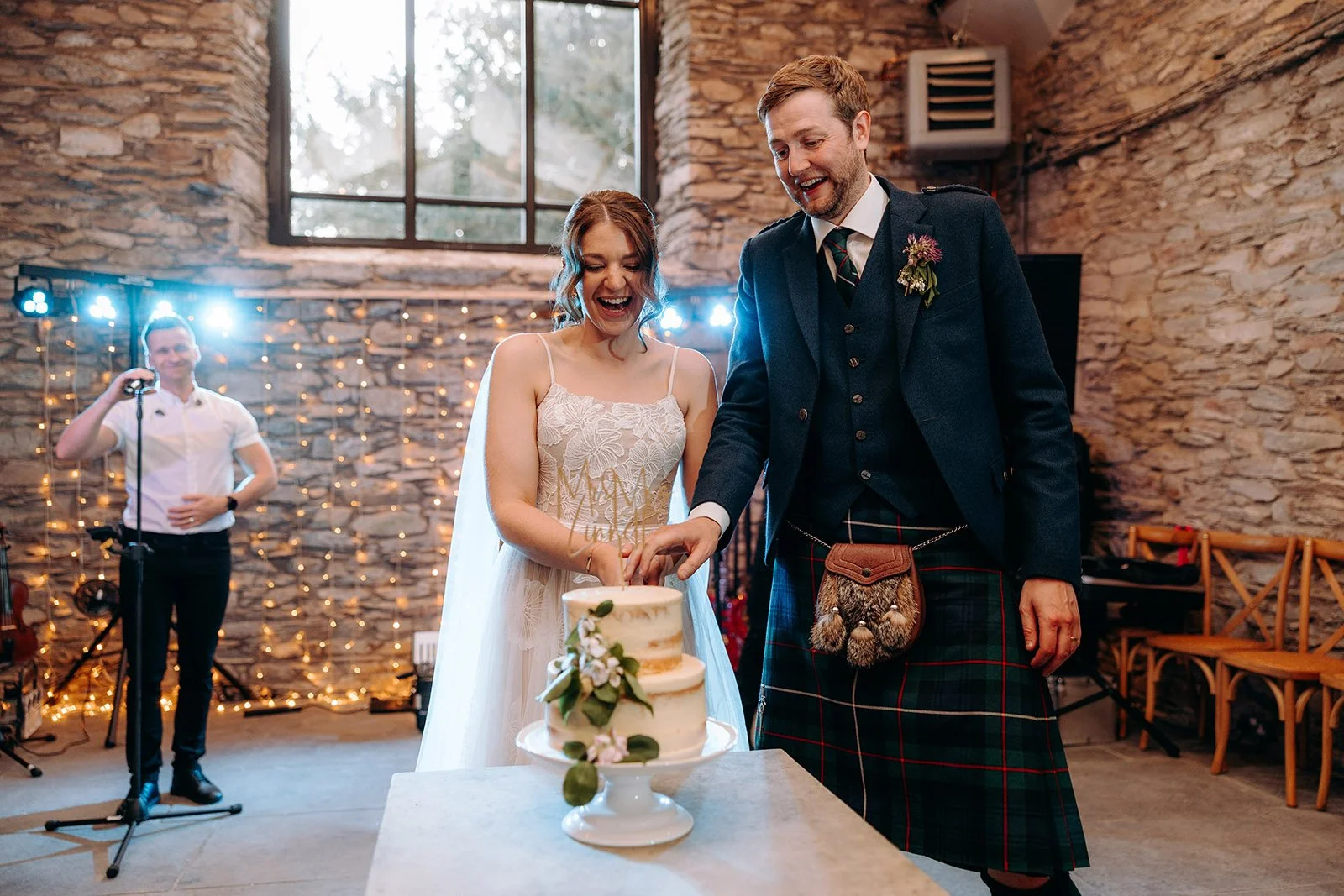 LANCRIGG-WEDDING-PHOTOGRAPHER-015.jpg