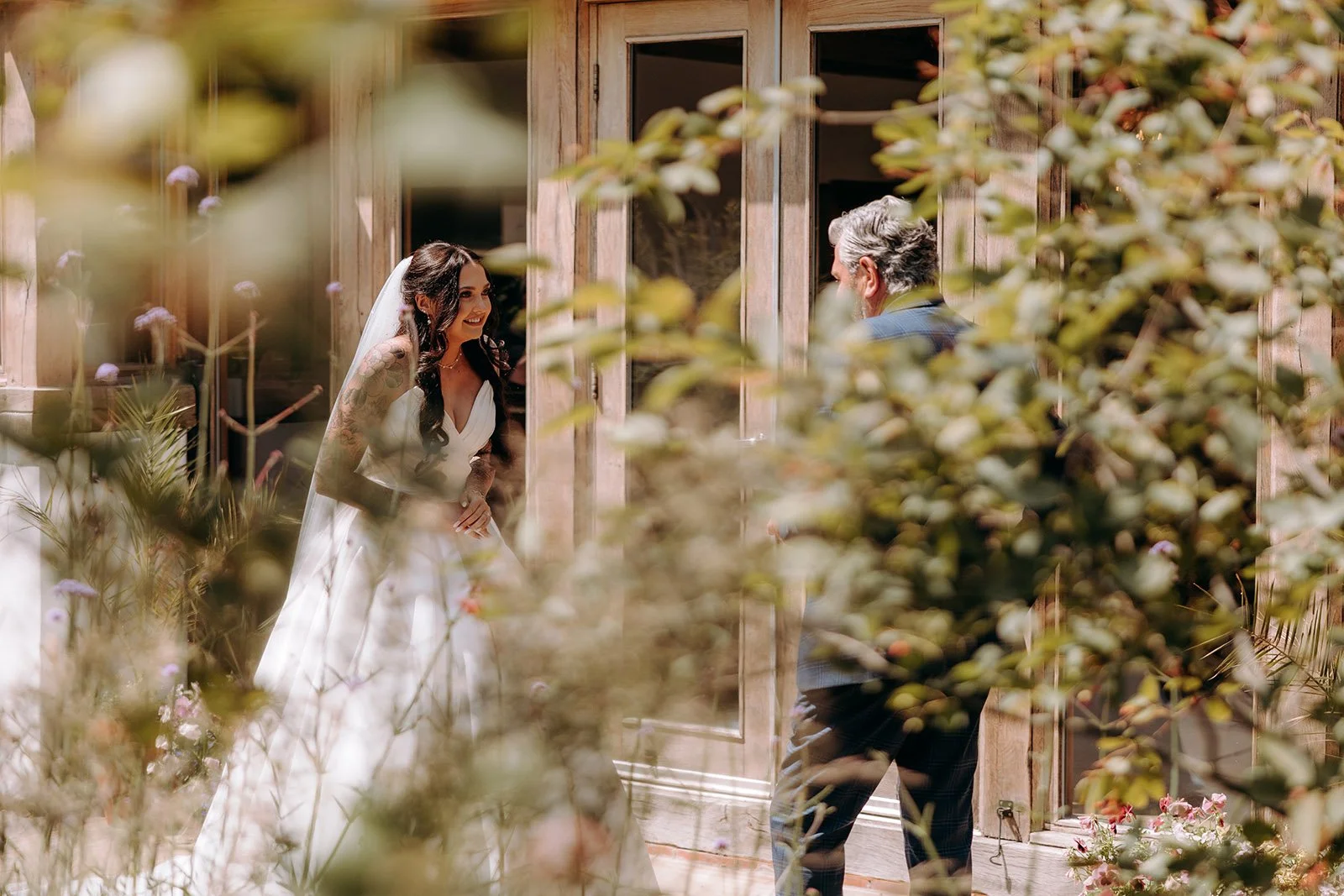 BEST-RIVER-BARN-LANCASHIRE-WEDDING-PHOTOGRAPHER-004.jpg